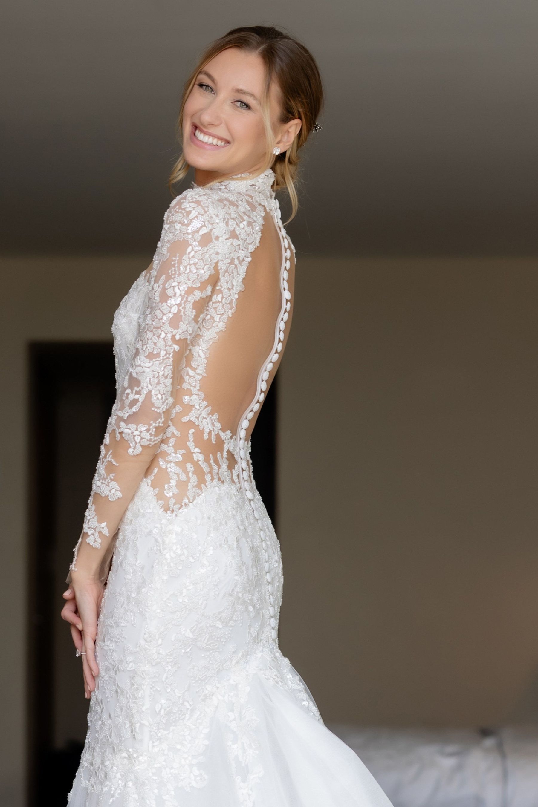 Beach Chic Vows: Ally and Dylan's Serene Gurney's Montauk Wedding photo