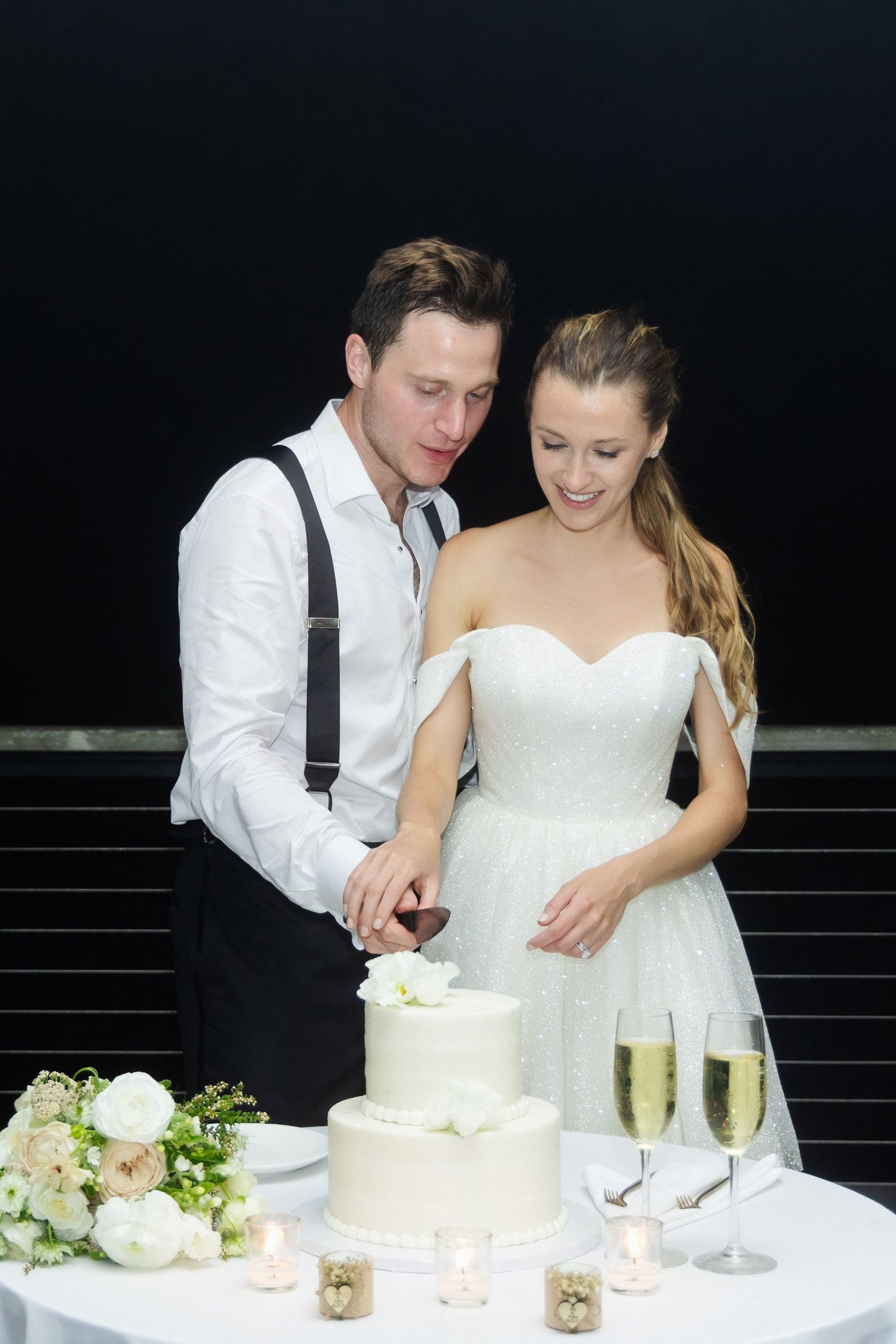 Beach Chic Vows: Ally and Dylan's Serene Gurney's Montauk Wedding photo