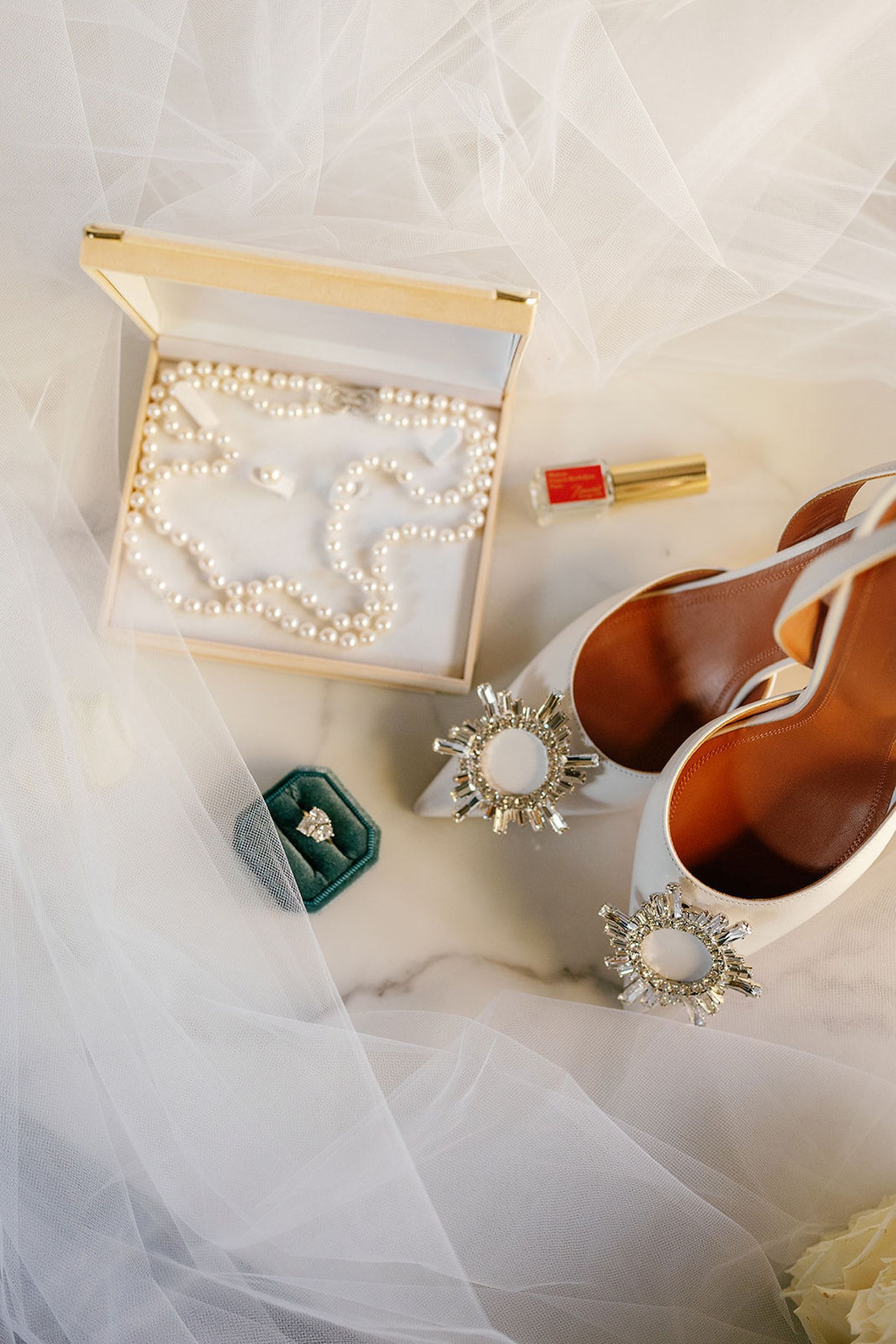 Elena &amp; Chris: A Toronto-Montreal Love Tale at Maison Principale photo