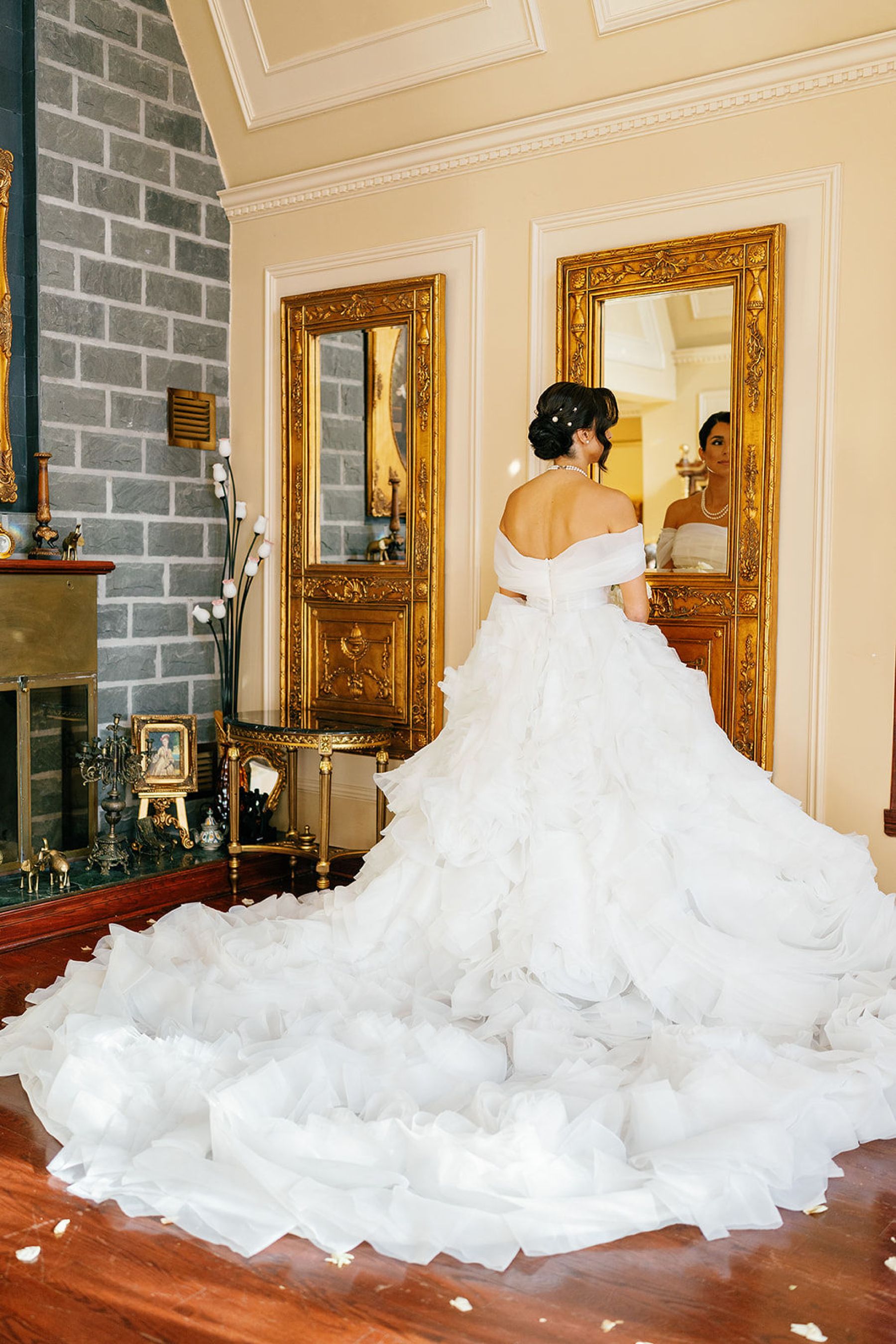 Elena &amp; Chris: A Toronto-Montreal Love Tale at Maison Principale photo