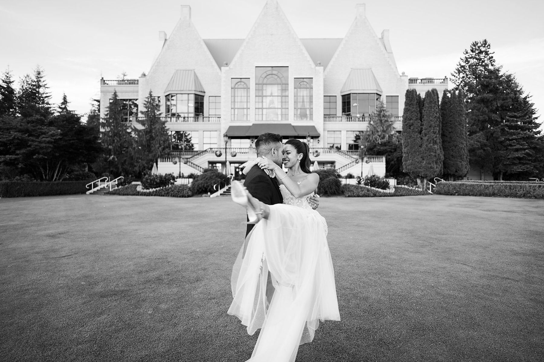 Courtney &amp; Steven's Swaneset Love Story: A Journey of Hearts photo