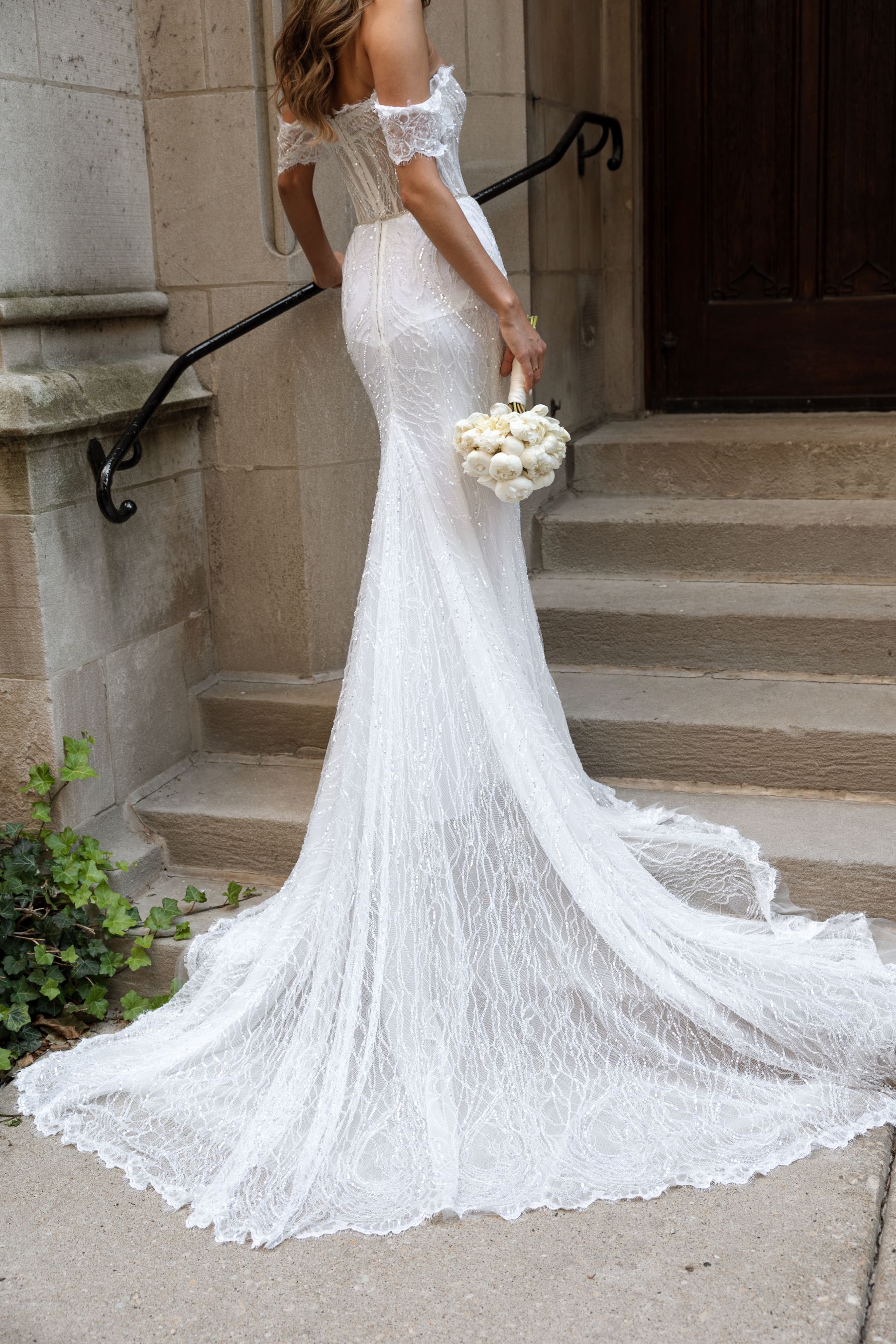 A Tale of Two Worlds: Marina &amp; Zach's Chic Chicago History Museum Wedding photo