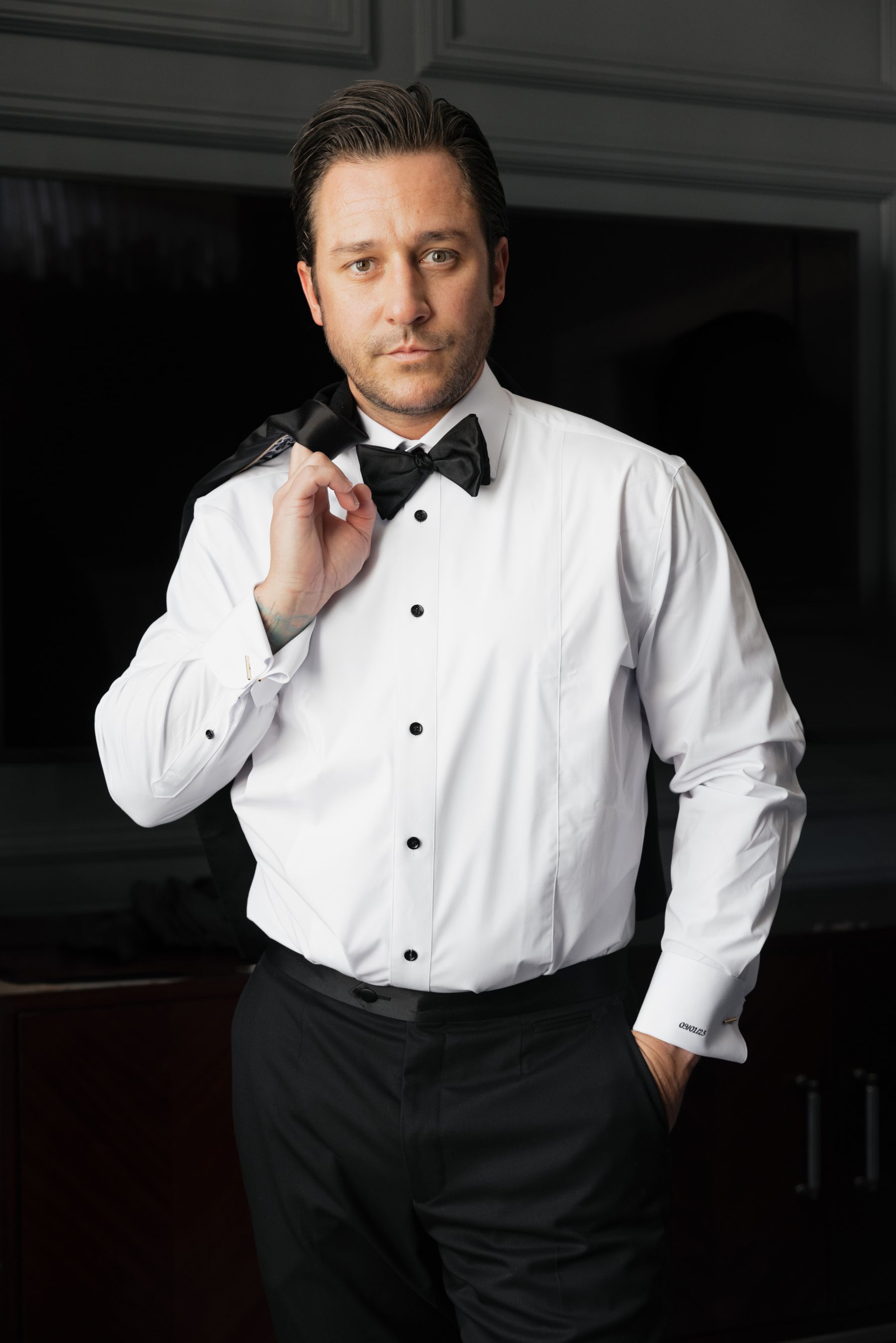 A Tale of Two Worlds: Marina &amp; Zach's Chic Chicago History Museum Wedding photo