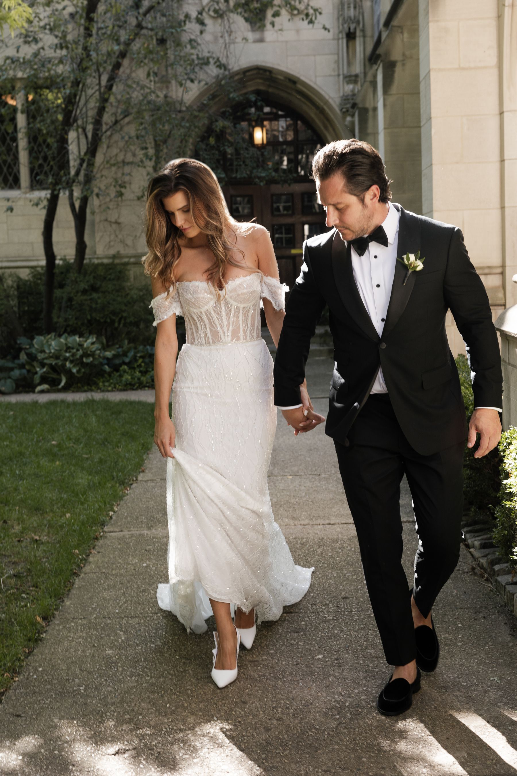 A Tale of Two Worlds: Marina &amp; Zach's Chic Chicago History Museum Wedding photo