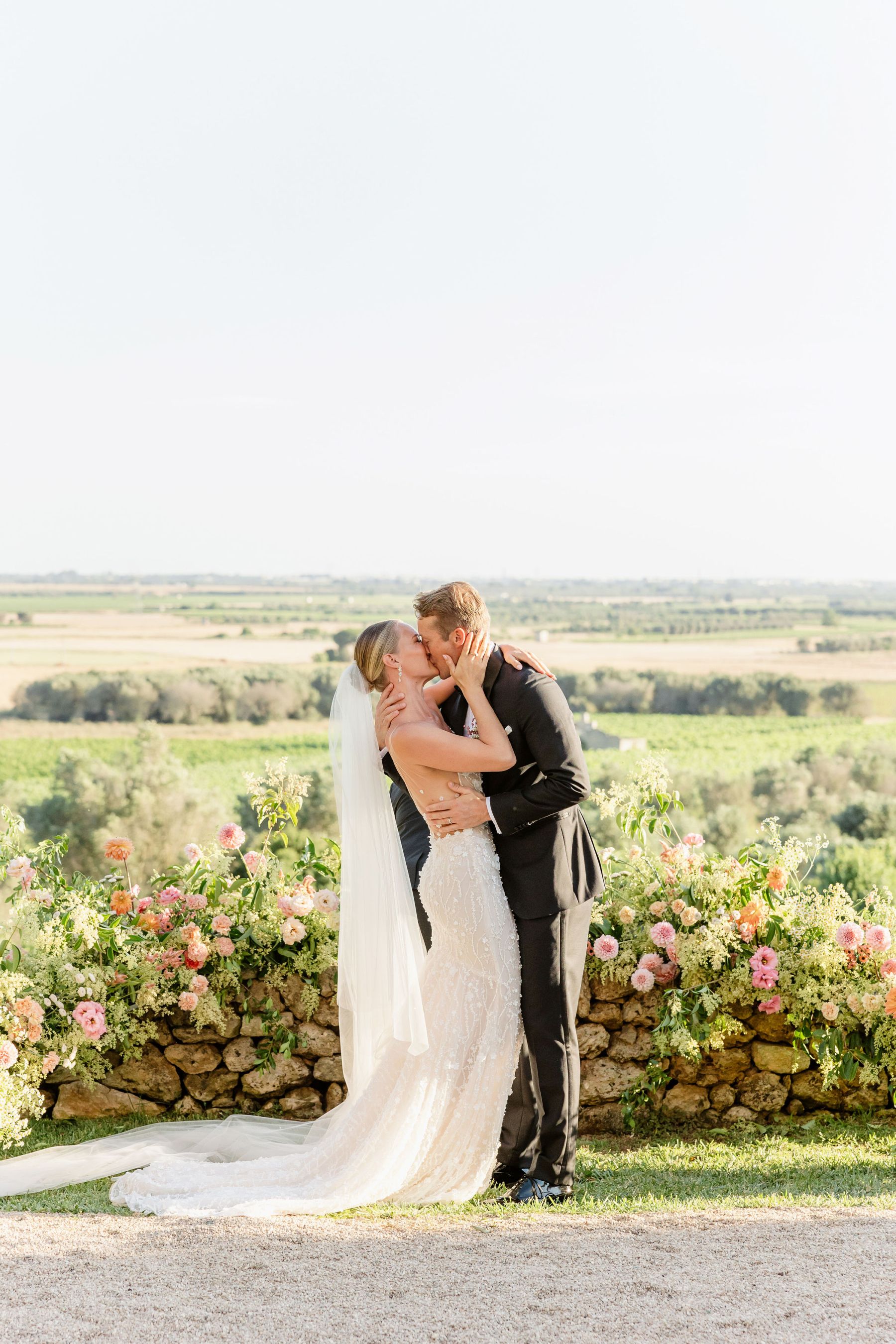 Ethereal Amore: Tamsyn &amp; Tallon's Vogue Vision at Tenuta dell'Alto photo