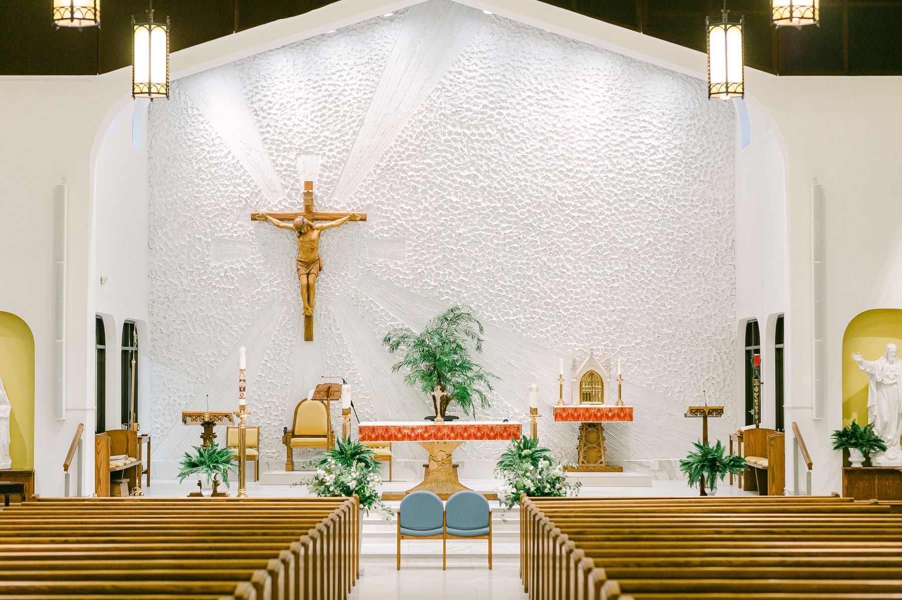 Defying All Odds: The Timeless MontHill Golf &amp; Country Club Vows of Alexandra &amp; Joshua  photo