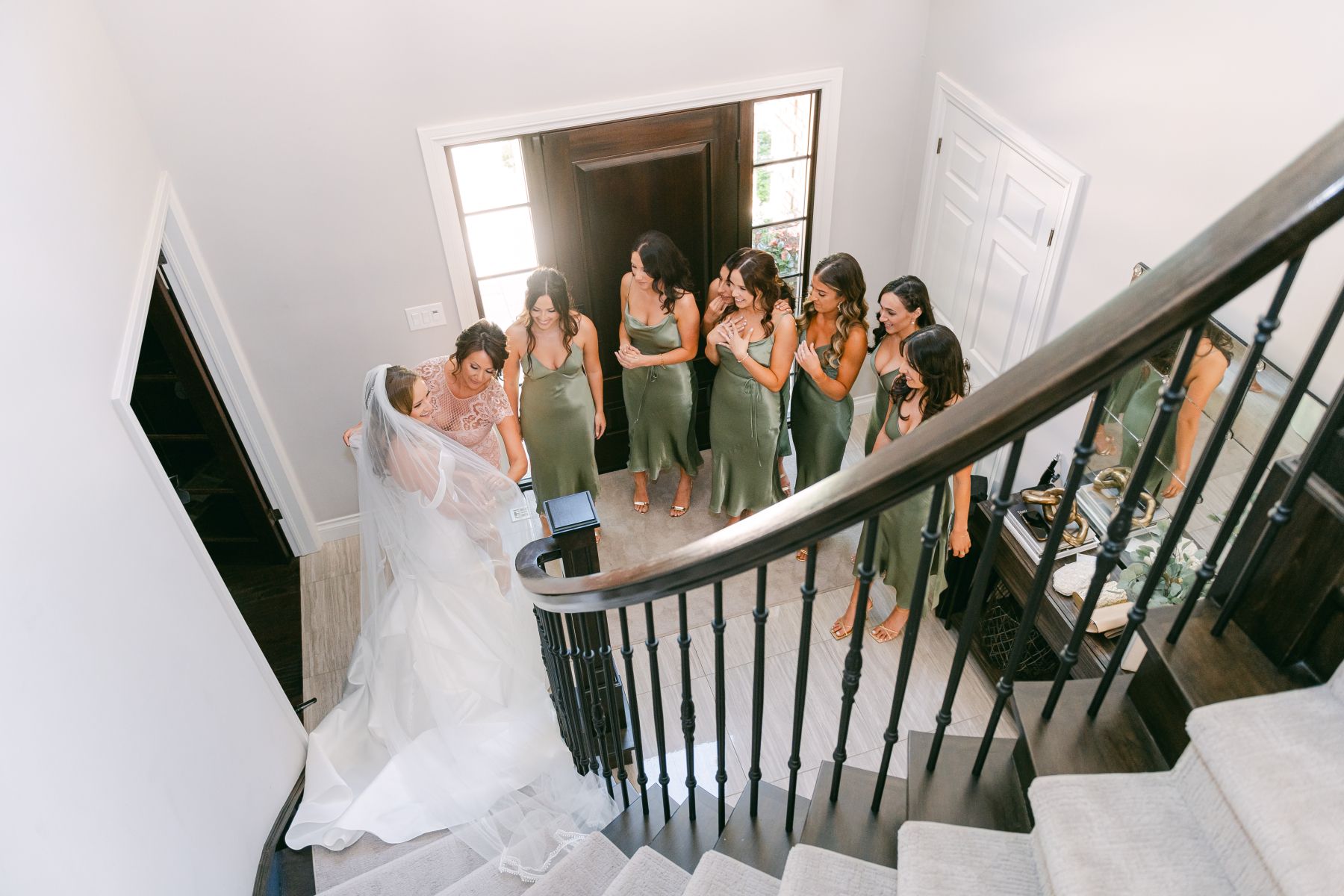 Defying All Odds: The Timeless MontHill Golf &amp; Country Club Vows of Alexandra &amp; Joshua  photo