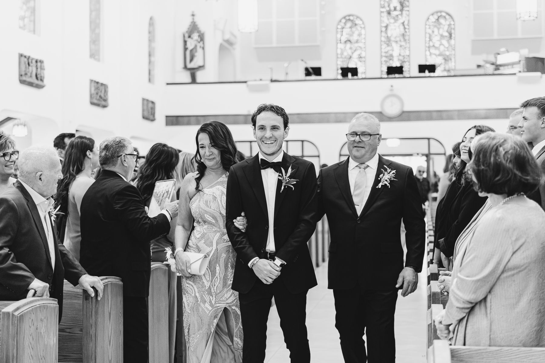 Defying All Odds: The Timeless MontHill Golf &amp; Country Club Vows of Alexandra &amp; Joshua  photo