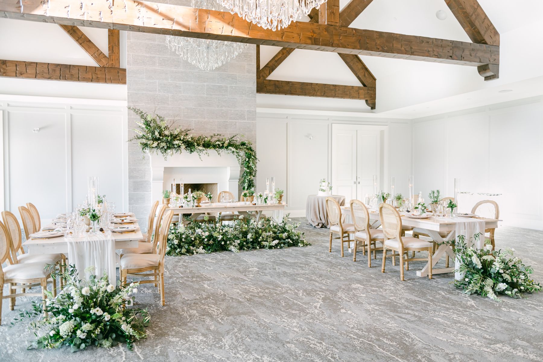 Defying All Odds: The Timeless MontHill Golf &amp; Country Club Vows of Alexandra &amp; Joshua  photo