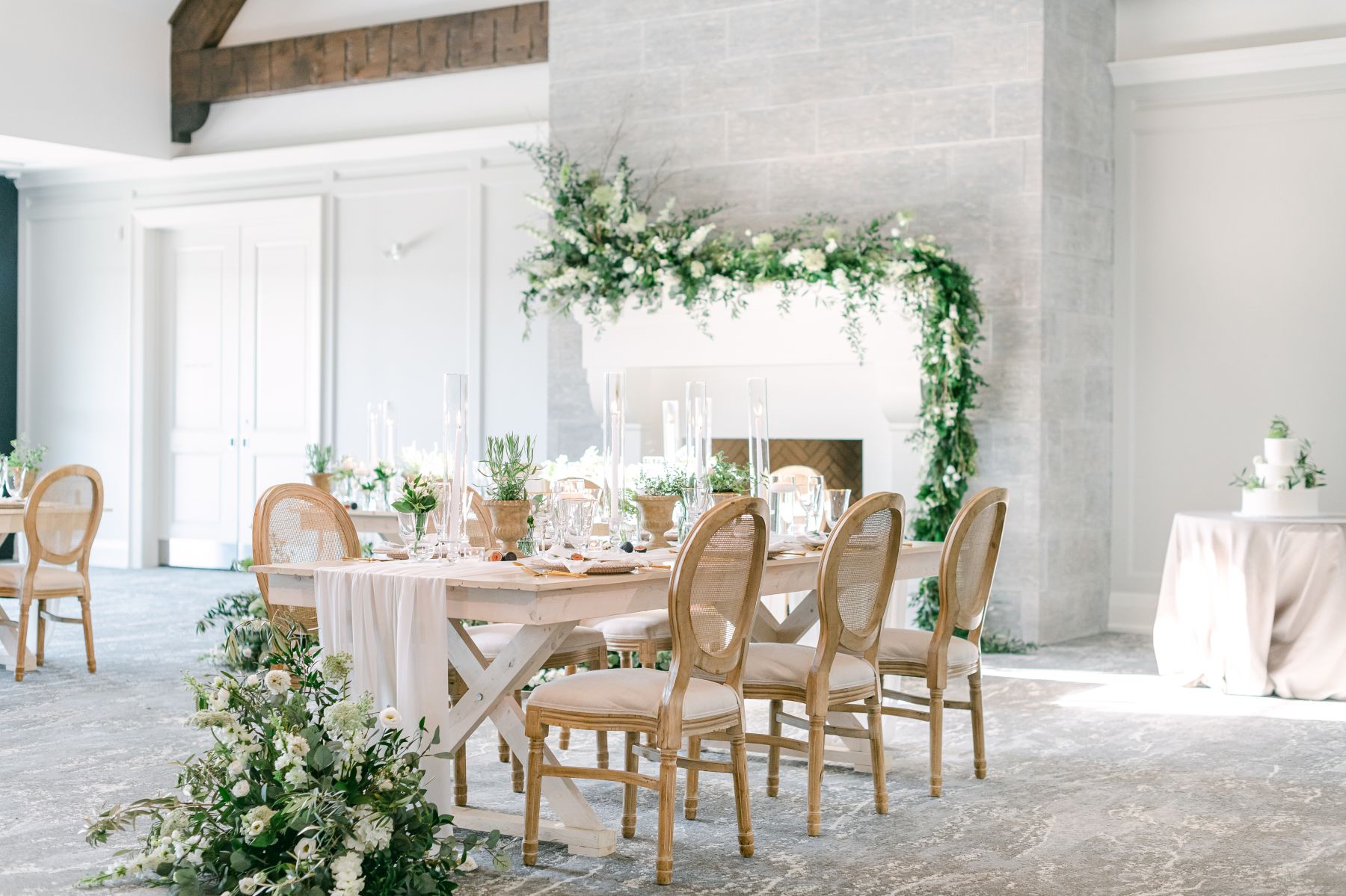 Defying All Odds: The Timeless MontHill Golf &amp; Country Club Vows of Alexandra &amp; Joshua  photo