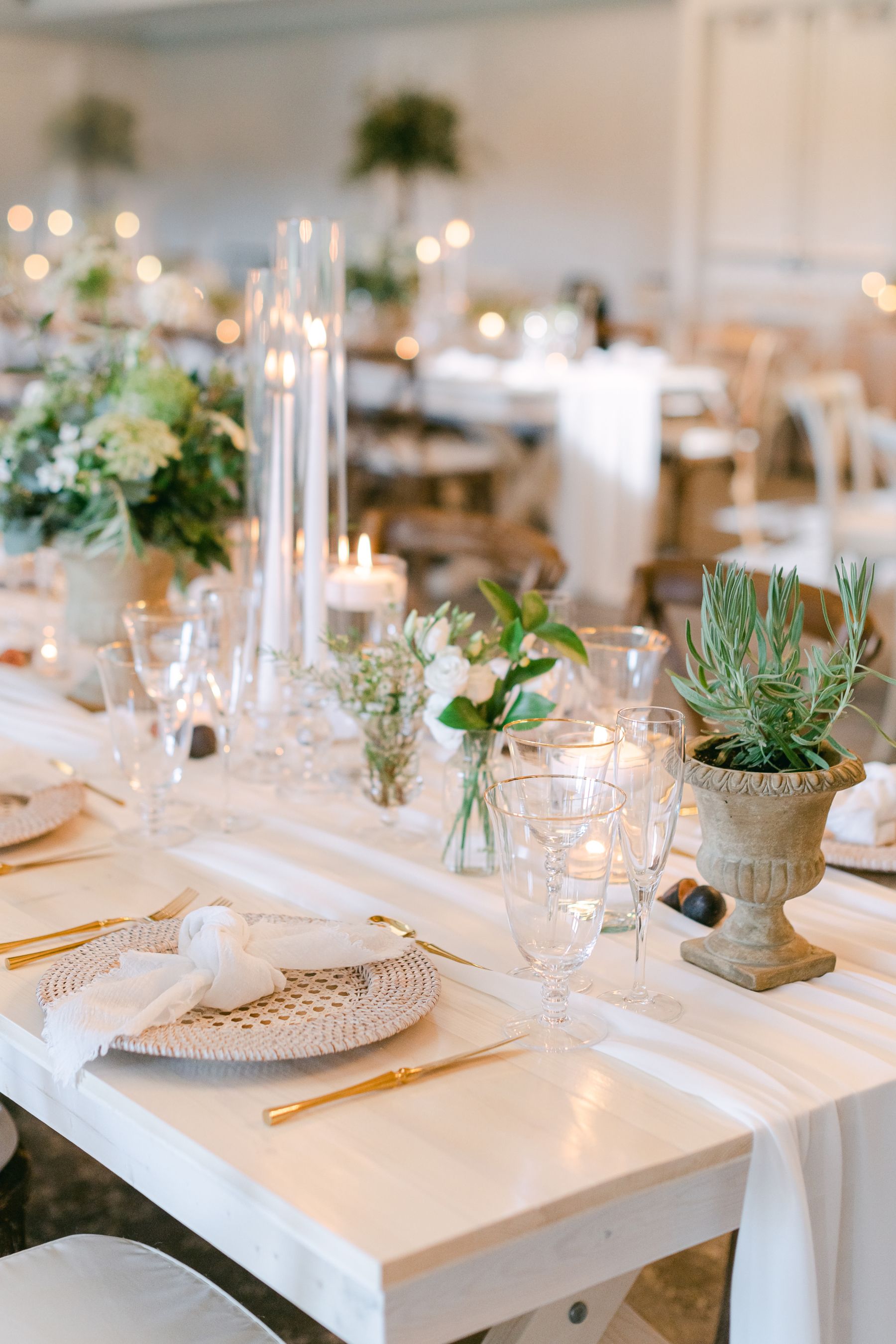 Defying All Odds: The Timeless MontHill Golf &amp; Country Club Vows of Alexandra &amp; Joshua  photo