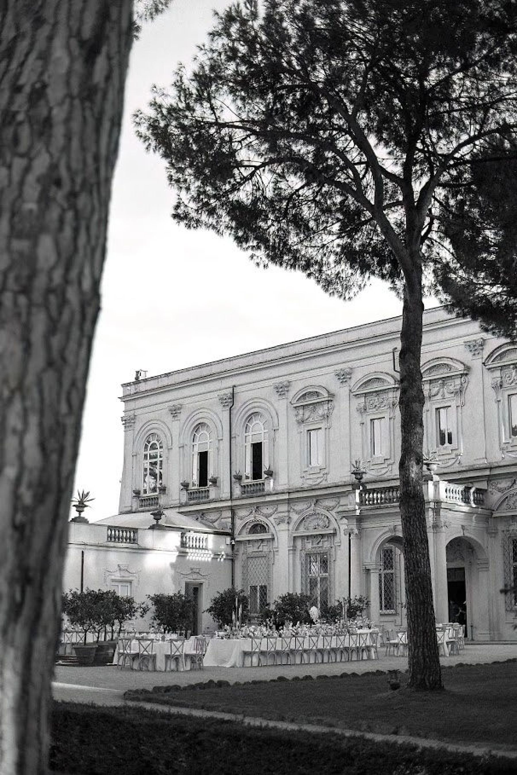 When in Rome: Giselle and Branden's Enchanting Wedding in Villa Aurelia  photo