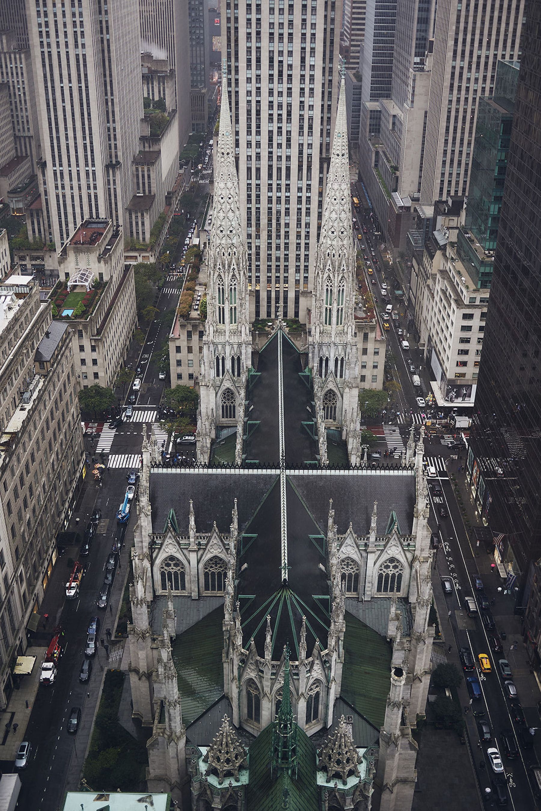 Two Hearts Finally Aligned at the Lotte New York Palace: Calliopi &amp; Brian's Meant-to-Be Marriage  photo