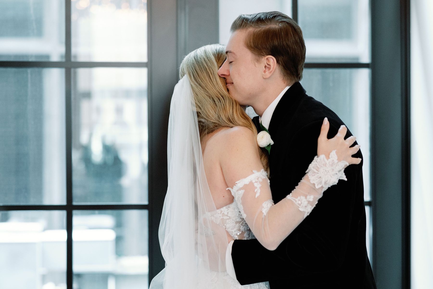 Eternal Devotion at the Shinola Hotel - Jessica &amp; Henry's Timeless Urban Romance photo