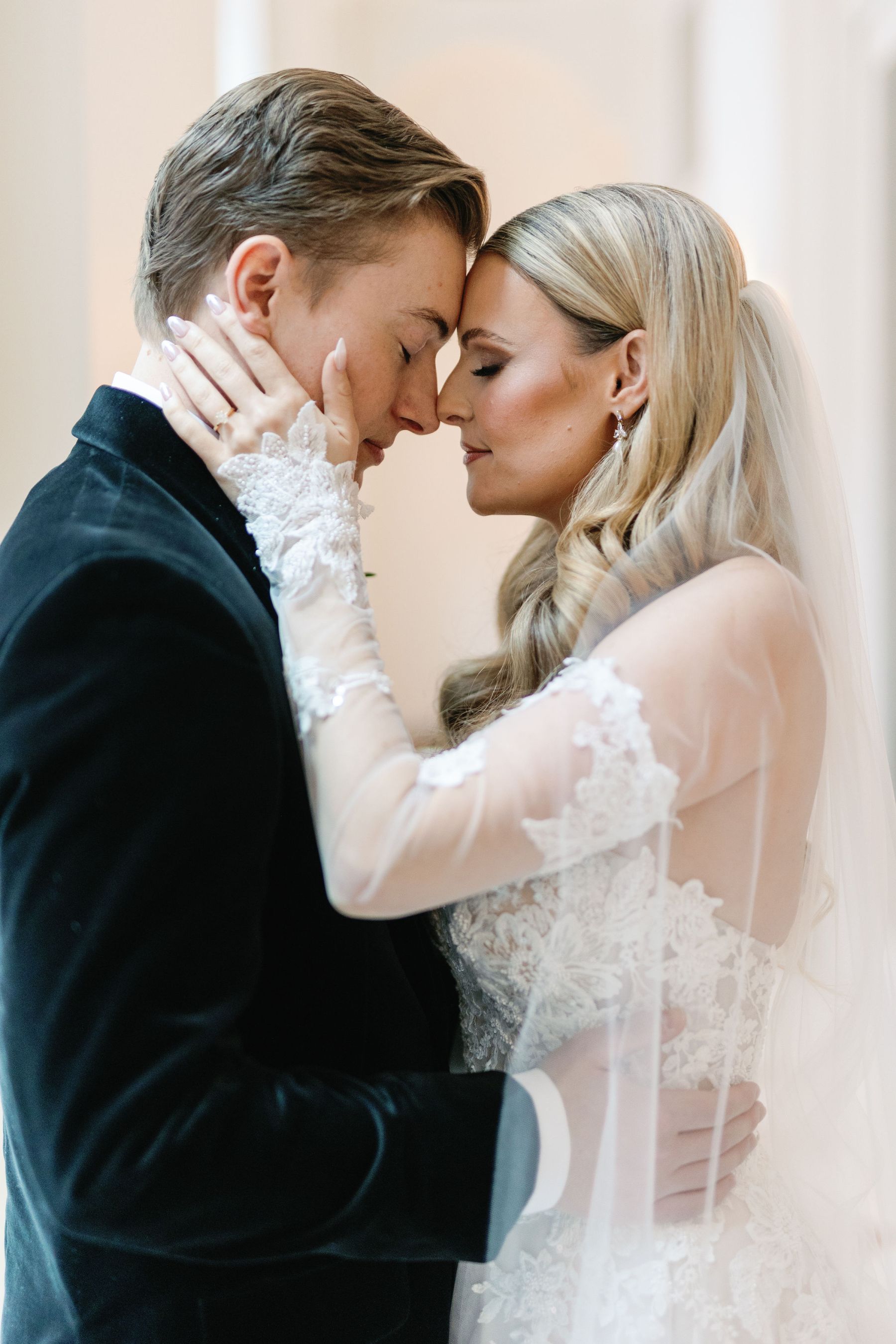 Eternal Devotion at the Shinola Hotel - Jessica &amp; Henry's Timeless Urban Romance photo