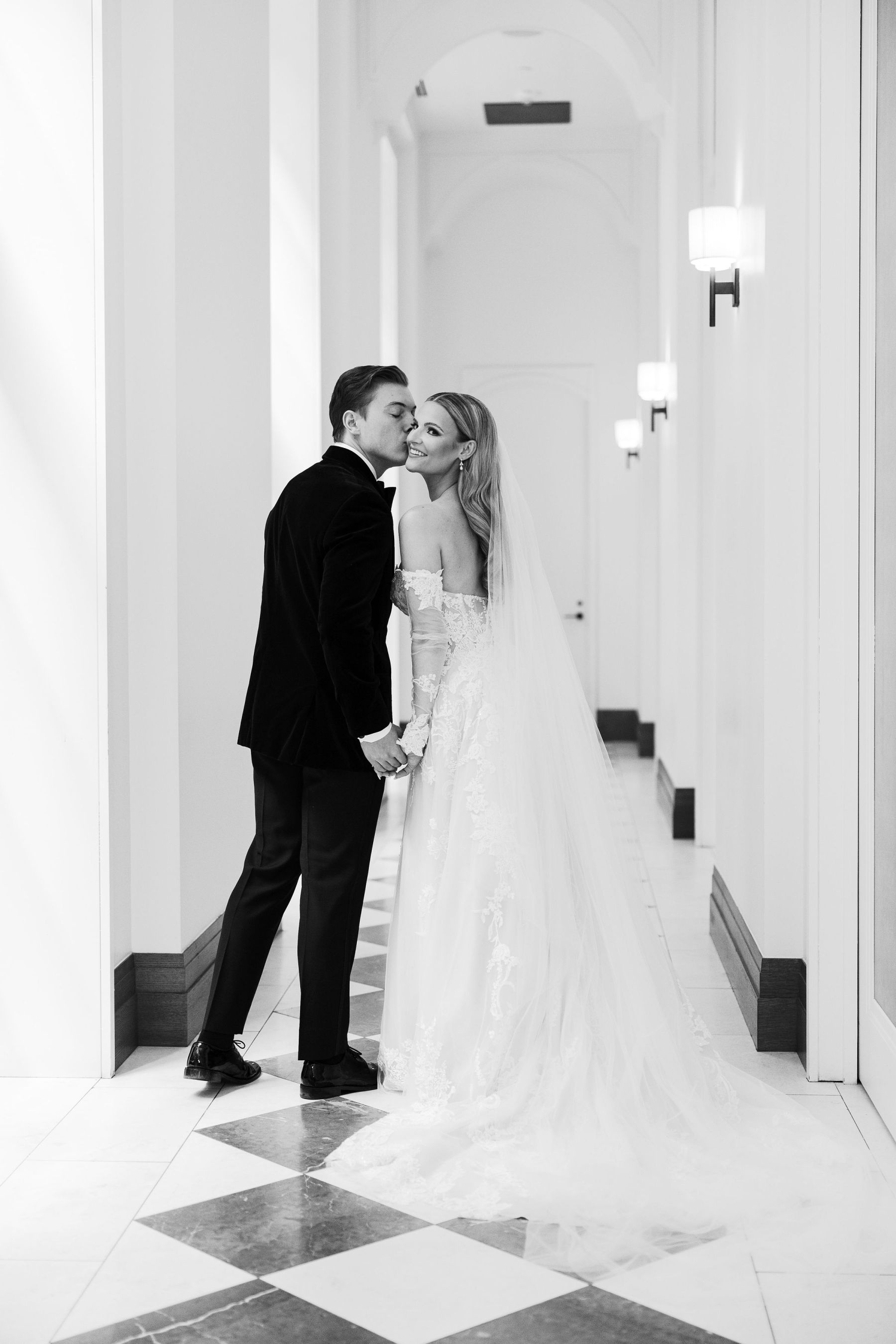Eternal Devotion at the Shinola Hotel - Jessica &amp; Henry's Timeless Urban Romance photo