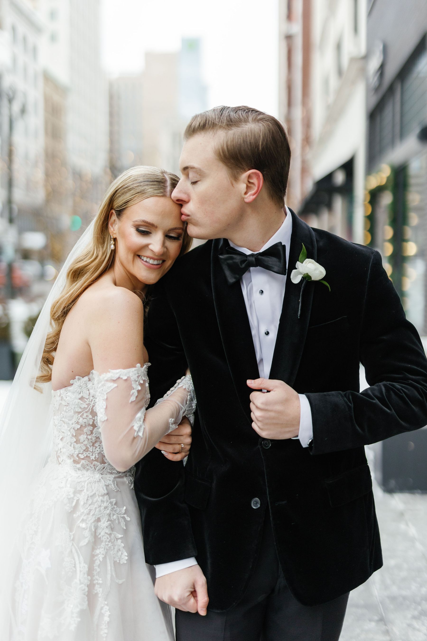 Eternal Devotion at the Shinola Hotel - Jessica &amp; Henry's Timeless Urban Romance photo