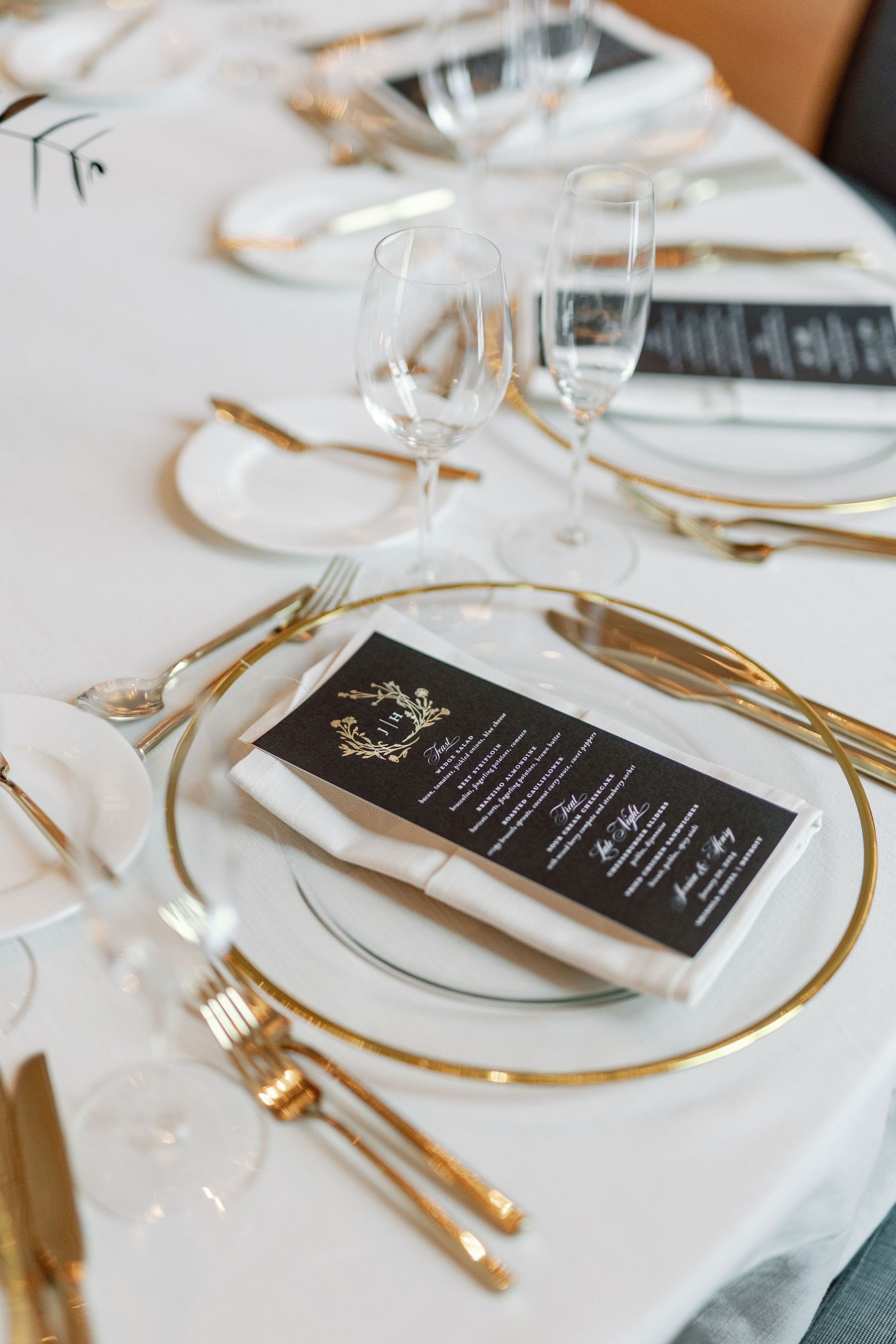 Eternal Devotion at the Shinola Hotel - Jessica &amp; Henry's Timeless Urban Romance photo