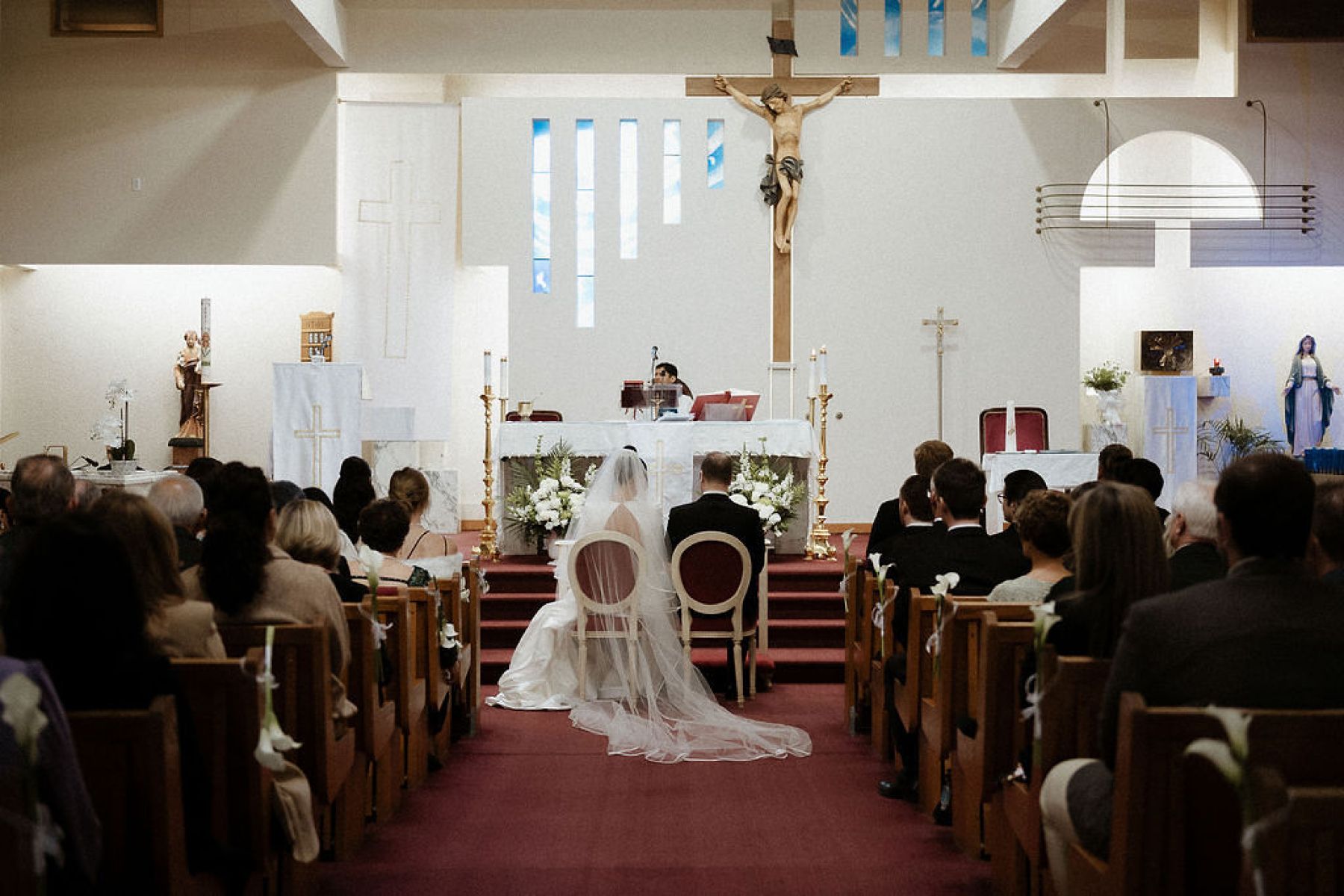 Candlelight, Calla Lilies, and Classic Charm: Nicolette and Victor's Exquisite Nuptials at the Fairmont Royal York Hotel photo