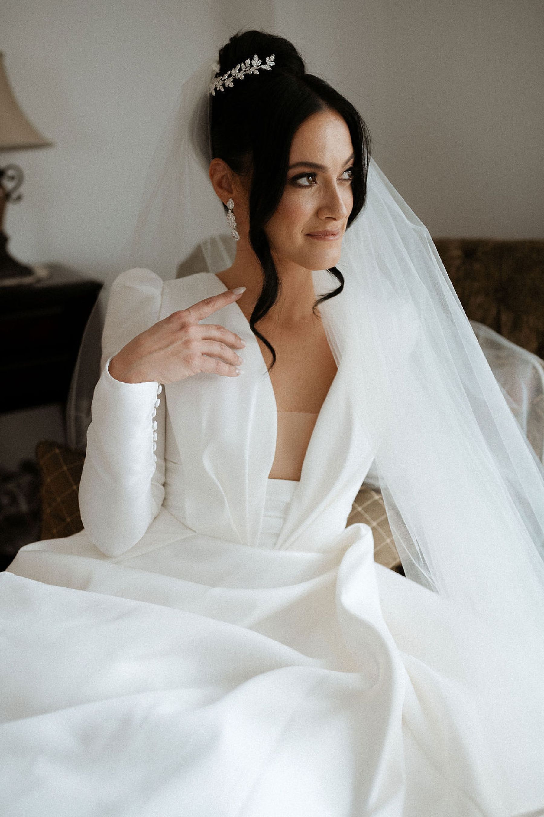 Candlelight, Calla Lilies, and Classic Charm: Nicolette and Victor's Exquisite Nuptials at the Fairmont Royal York Hotel photo