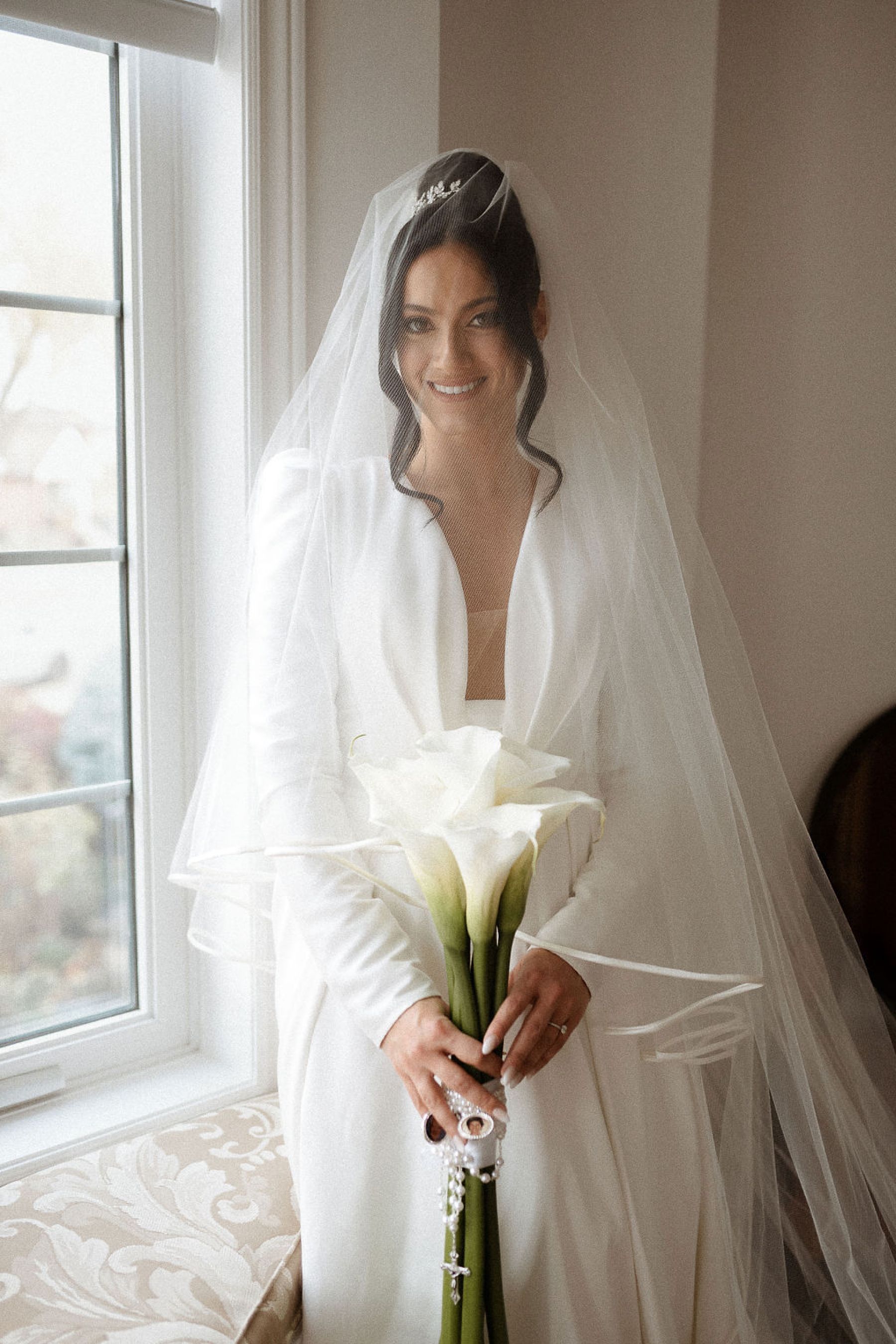 Candlelight, Calla Lilies, and Classic Charm: Nicolette and Victor's Exquisite Nuptials at the Fairmont Royal York Hotel photo