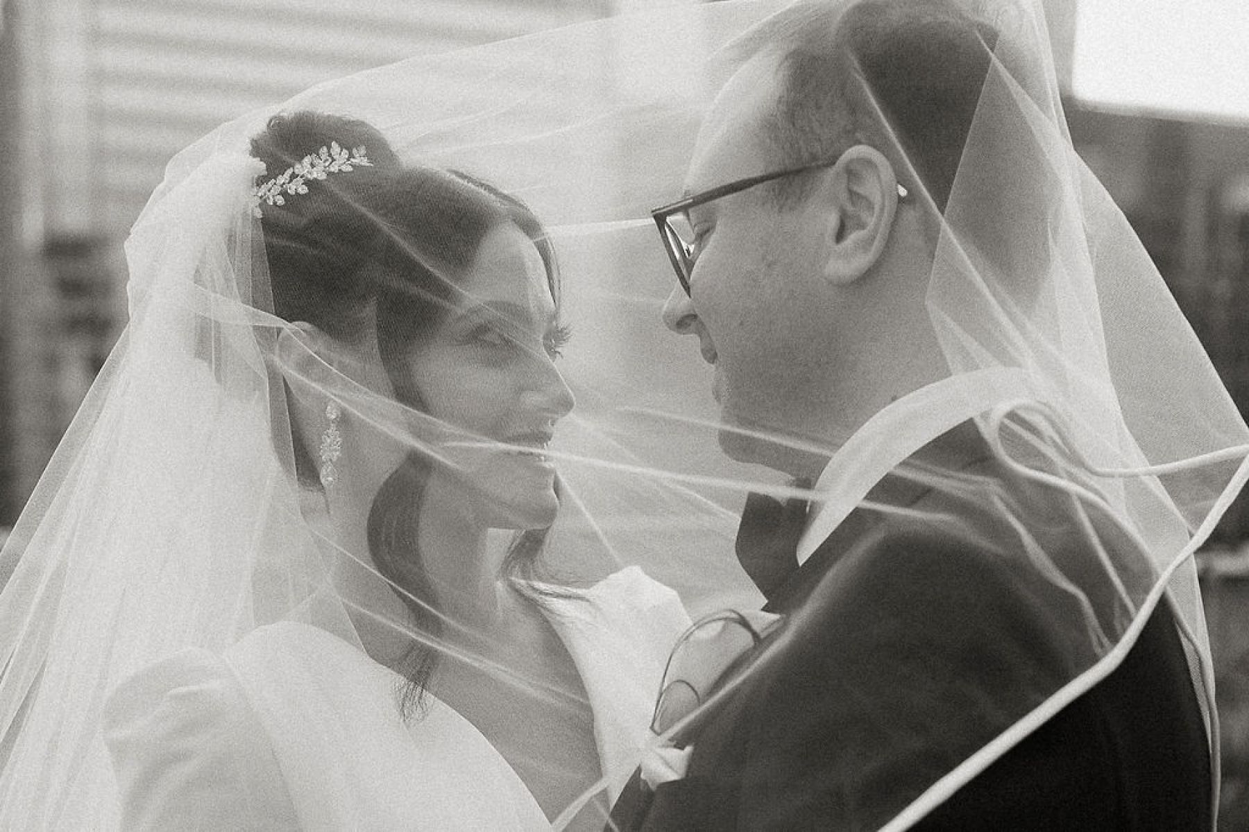 Candlelight, Calla Lilies, and Classic Charm: Nicolette and Victor's Exquisite Nuptials at the Fairmont Royal York Hotel photo