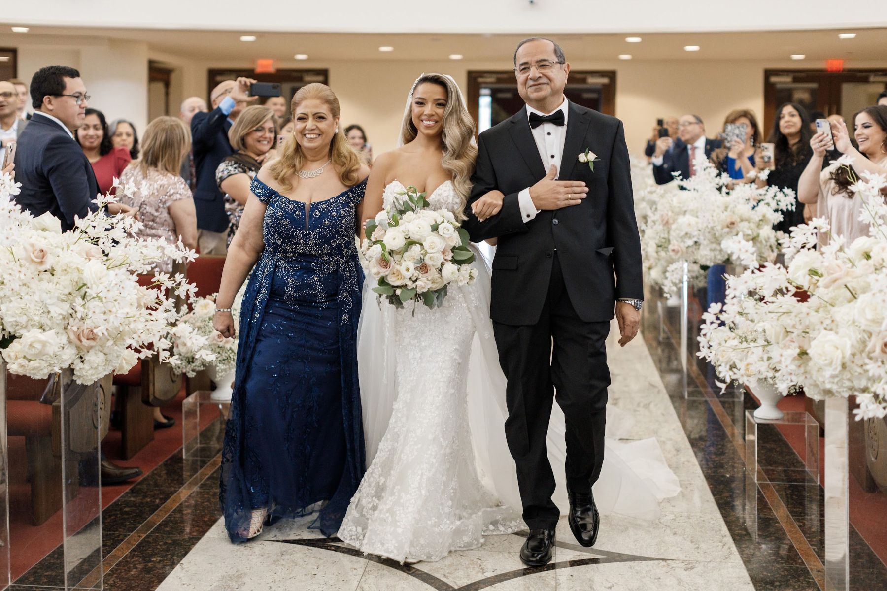 Christina &amp; Morcos: A Universal Studio Eventspace Wedding Filled with Modern Flair photo