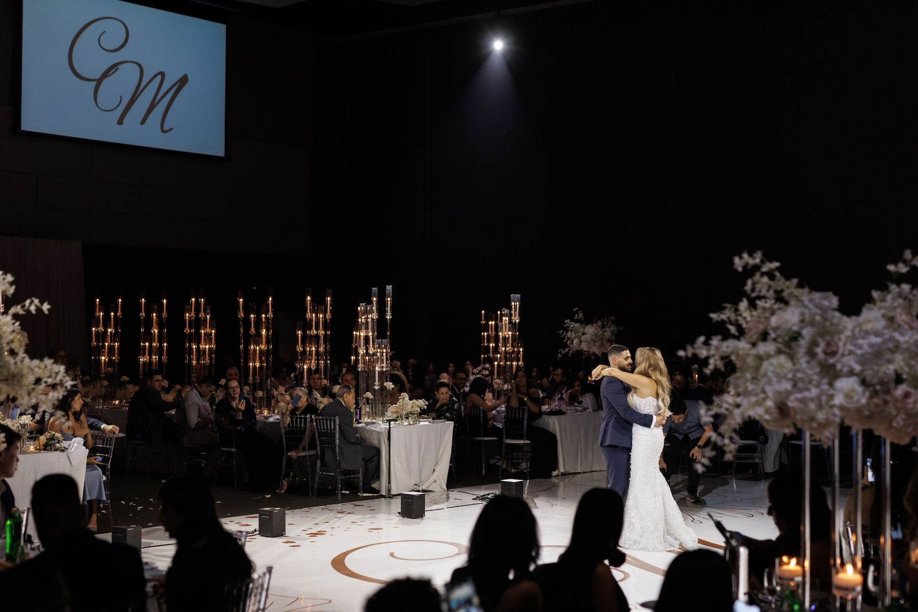 Christina &amp; Morcos: A Universal Studio Eventspace Wedding Filled with Modern Flair photo