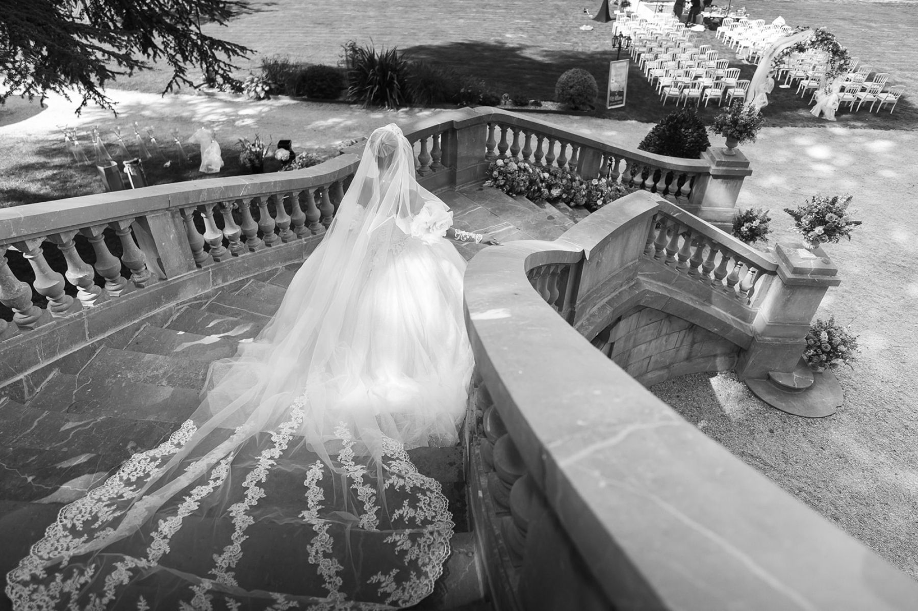 Two Cultures, One Precious Union: Ayda and William's Exquisite Franco-Persian Celebration at Château de Bouffémont photo