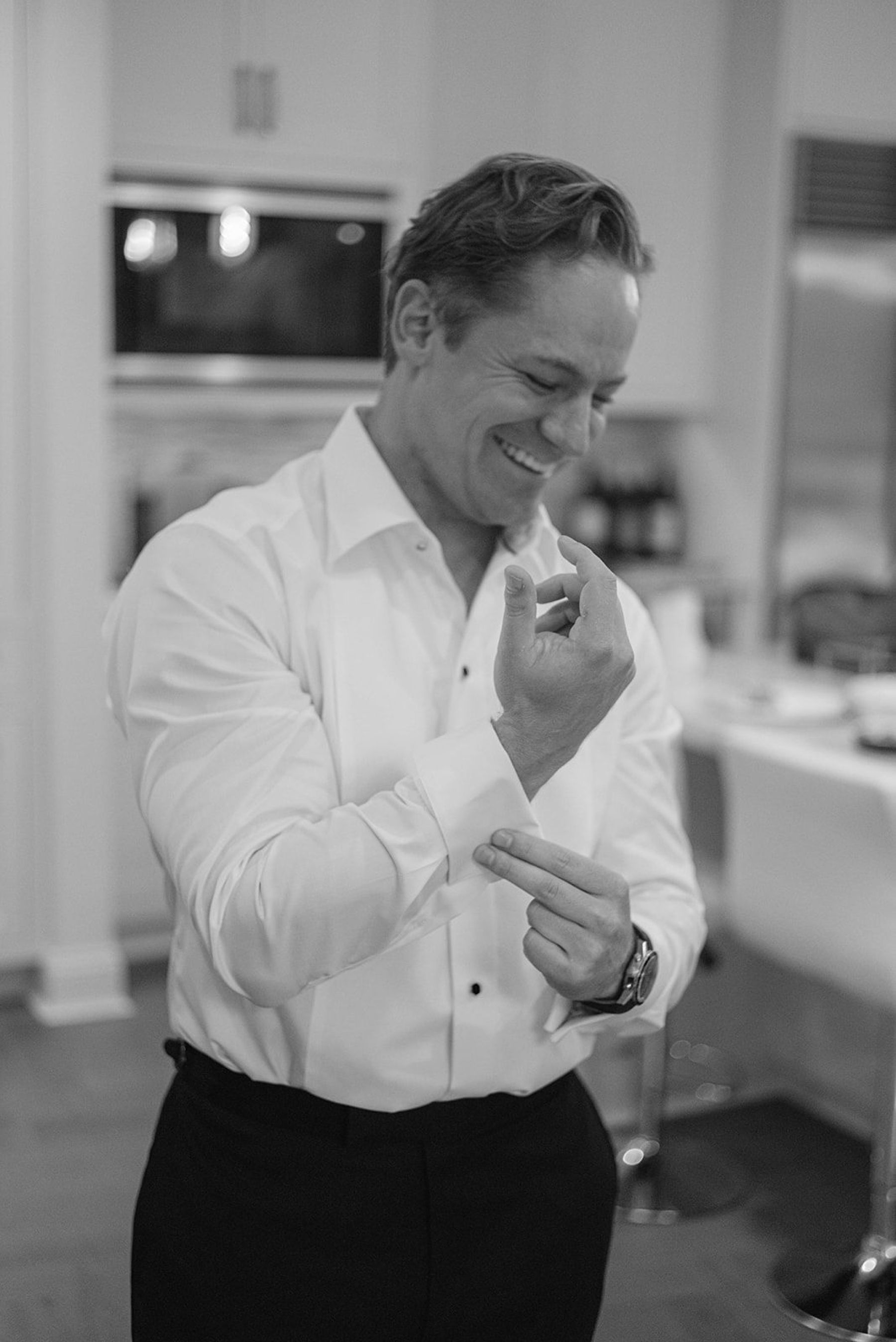 Cupid's Arrows in Manursing Island Club: The Ballad of Patricia and Andrew photo