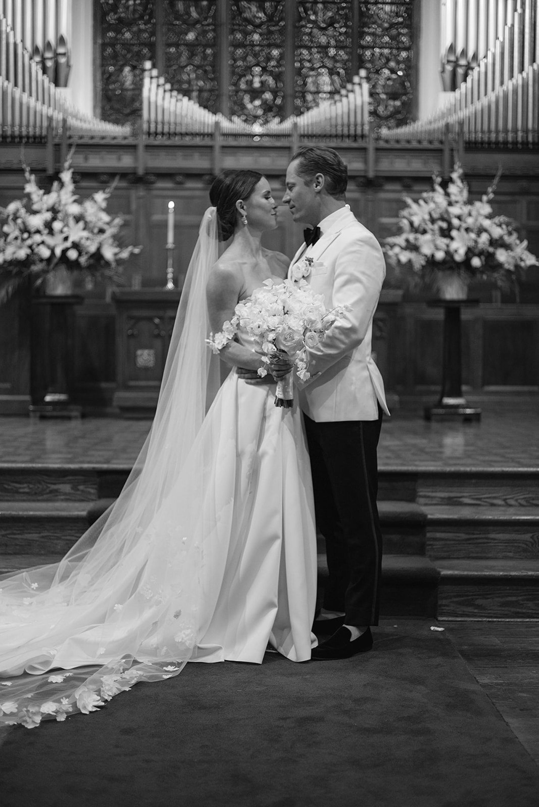 Cupid's Arrows in Manursing Island Club: The Ballad of Patricia and Andrew photo