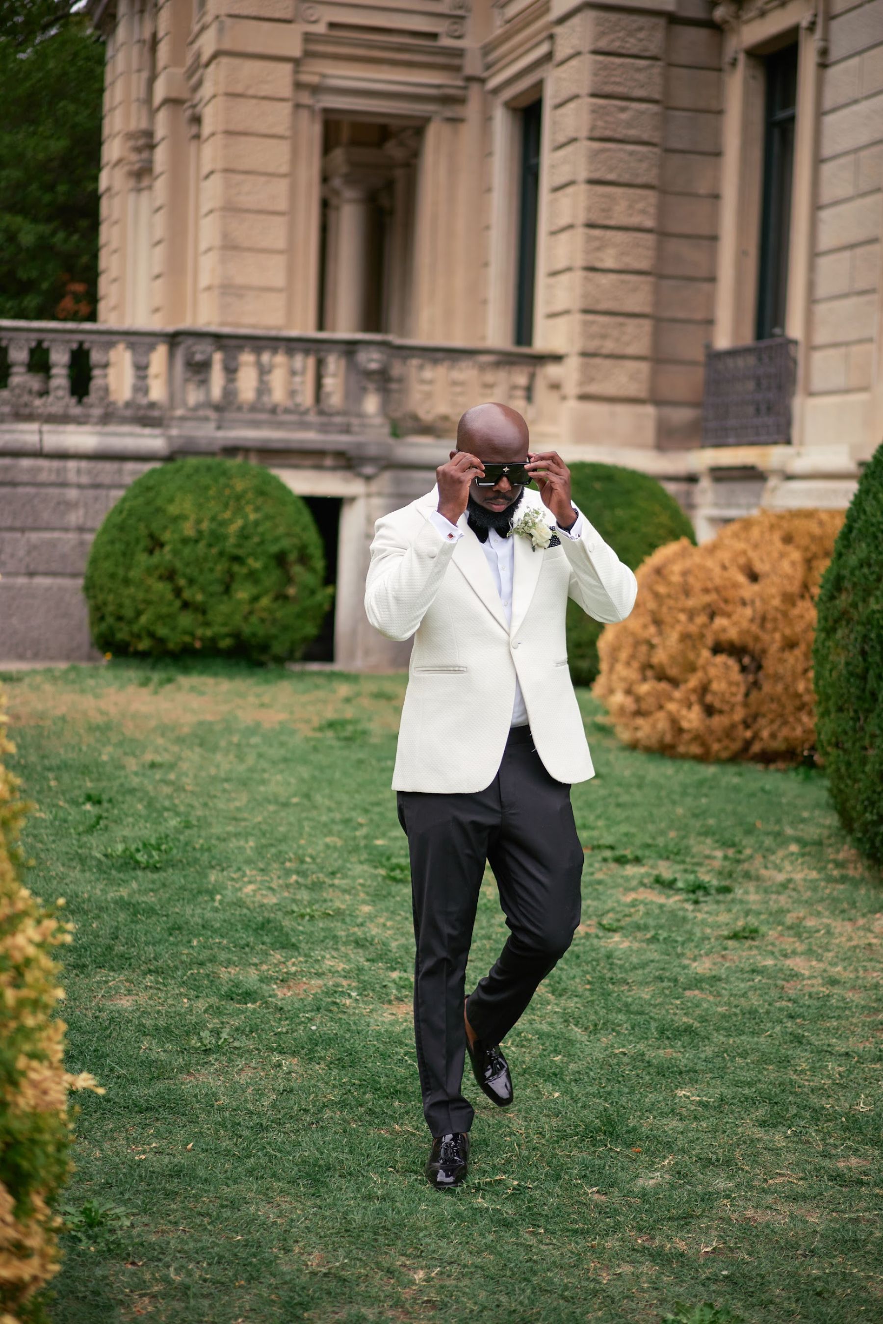 Blossoming Love by the Lake: Sade and Afam's Dreamy Celebration at Villa Erba and Villa Gastel photo