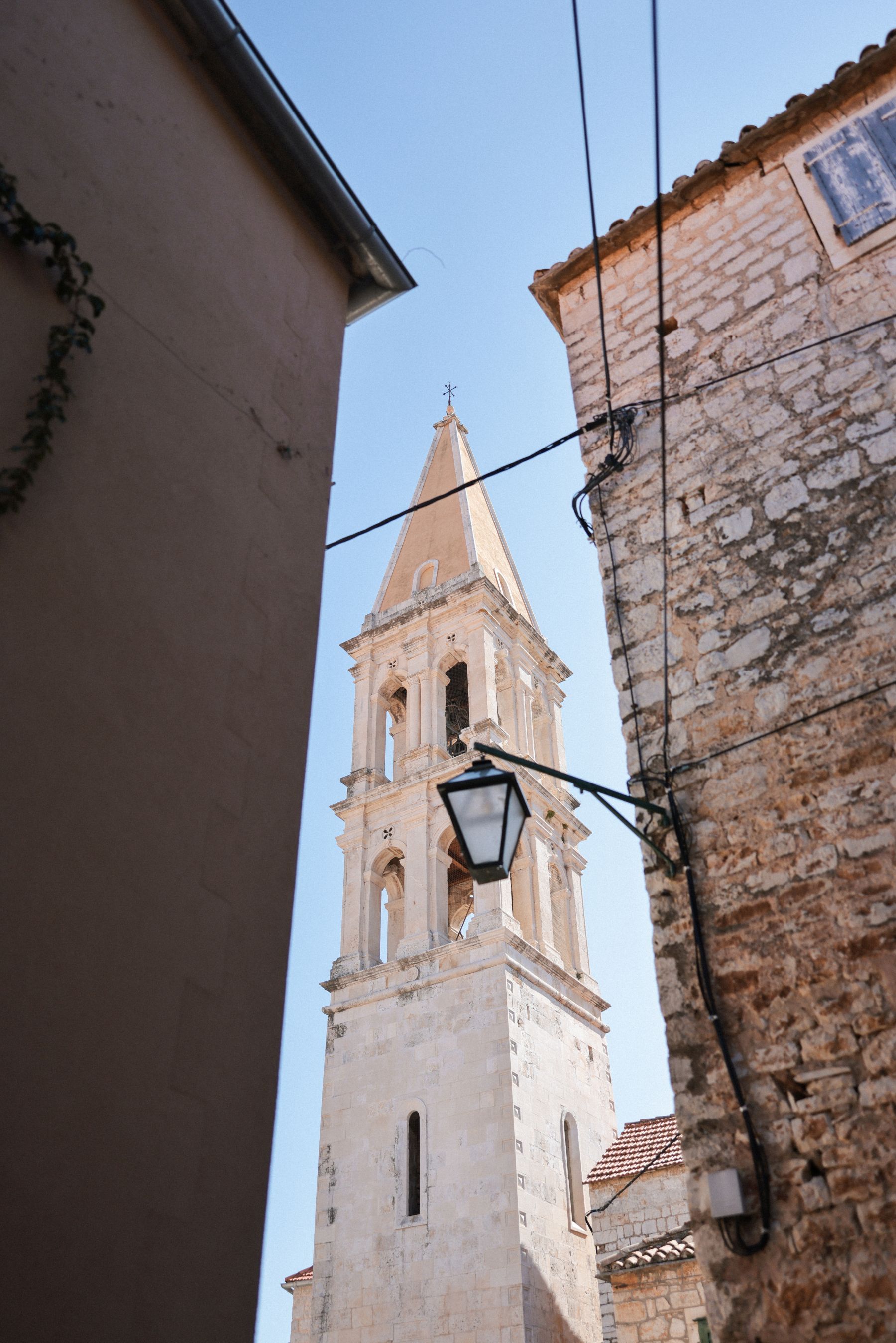 Written in the Stars: Janina and Filip's Coastal Celebration at Maslina Resort photo