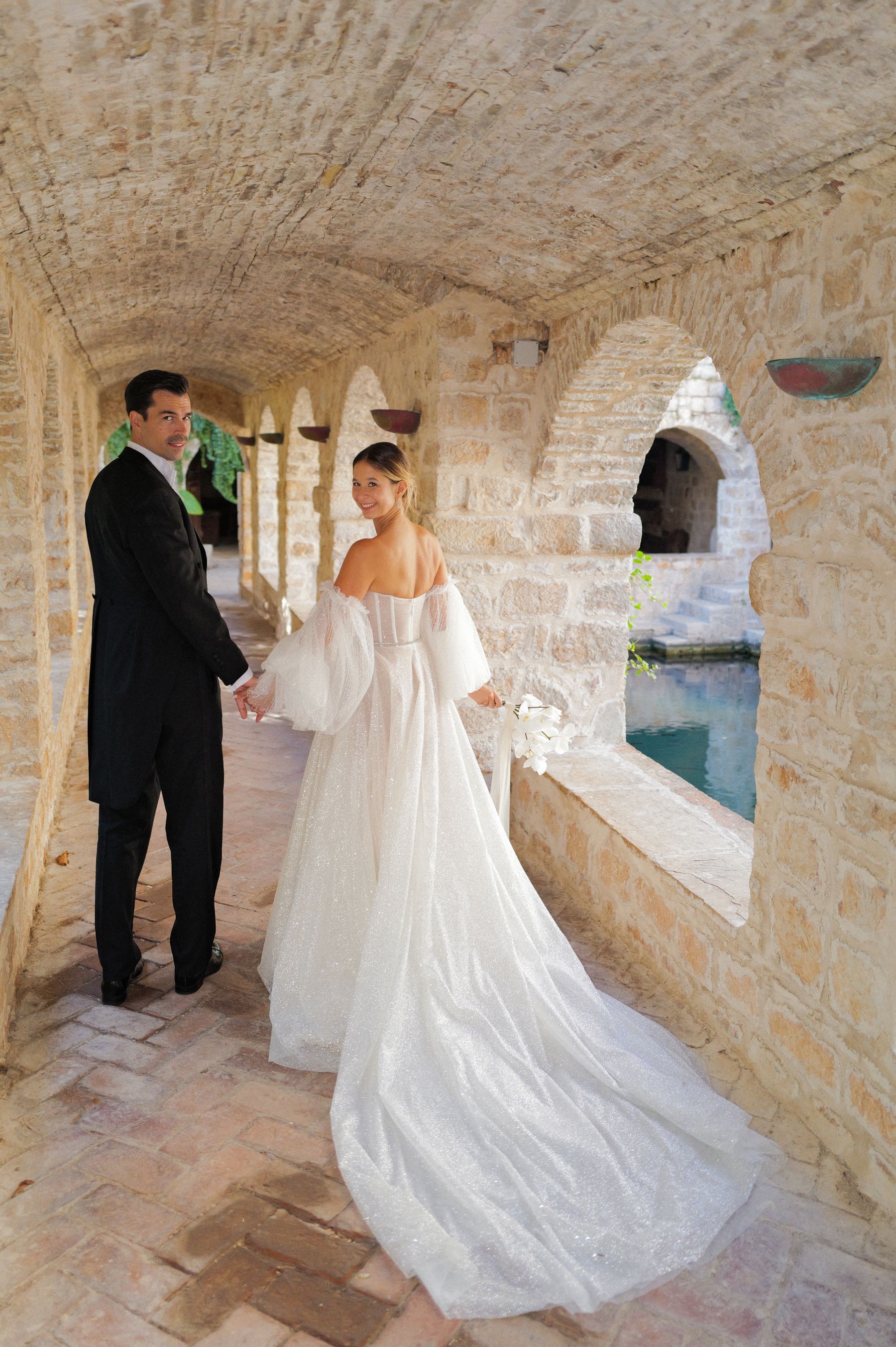 Written in the Stars: Janina and Filip's Coastal Celebration at Maslina Resort photo