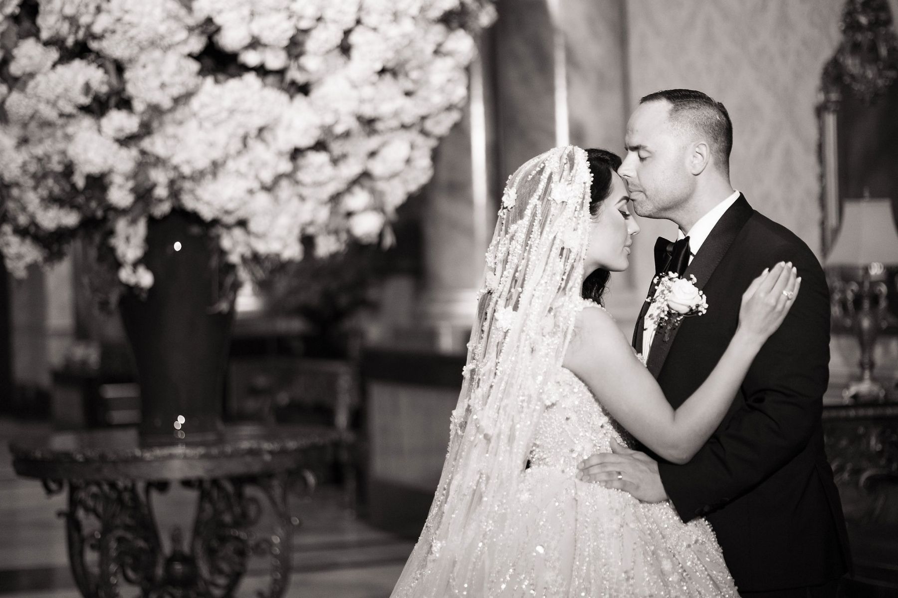 Royalty Redefined: Rachel and John's Majestic 'I Do' at The Venetian photo