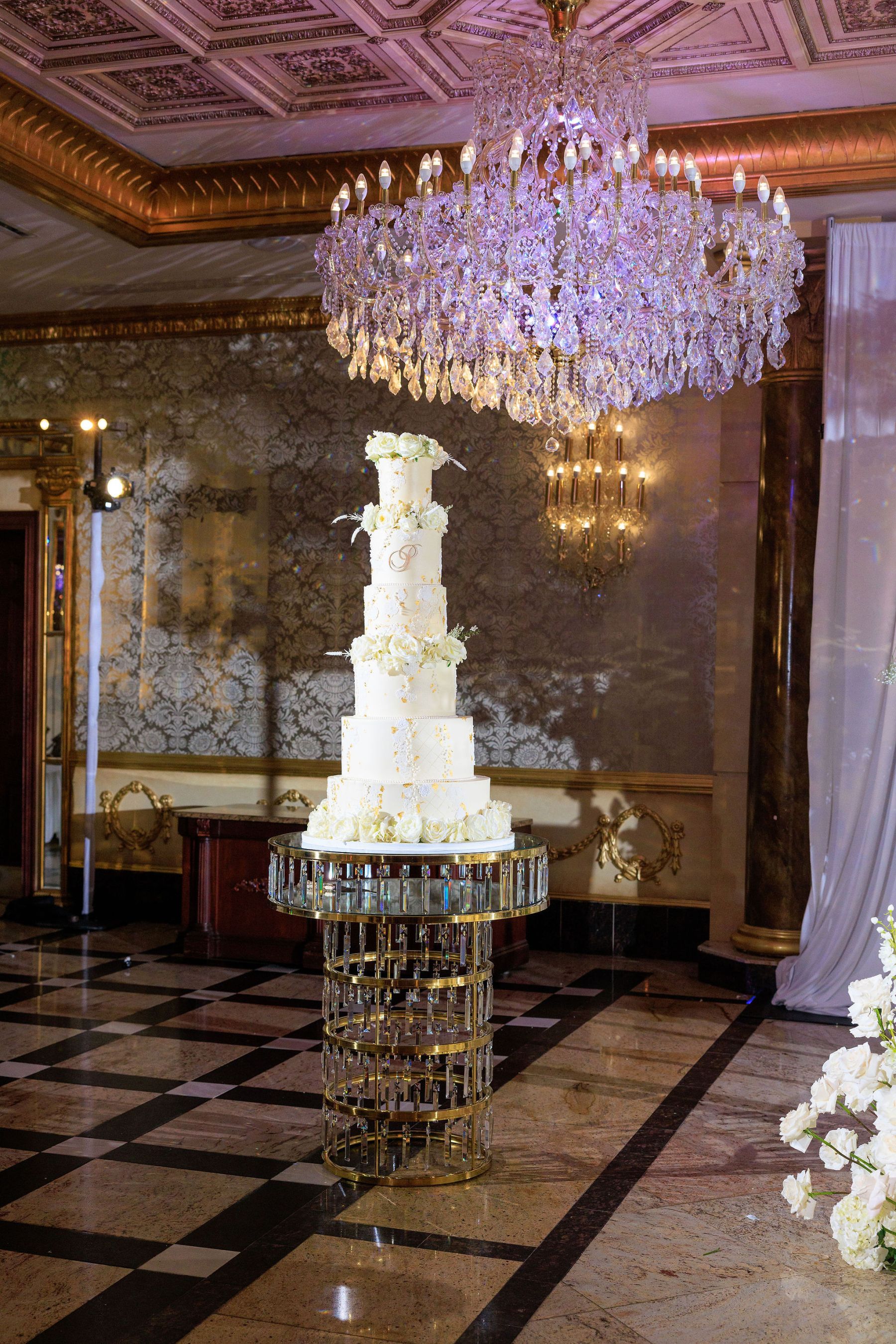 Royalty Redefined: Rachel and John's Majestic 'I Do' at The Venetian photo