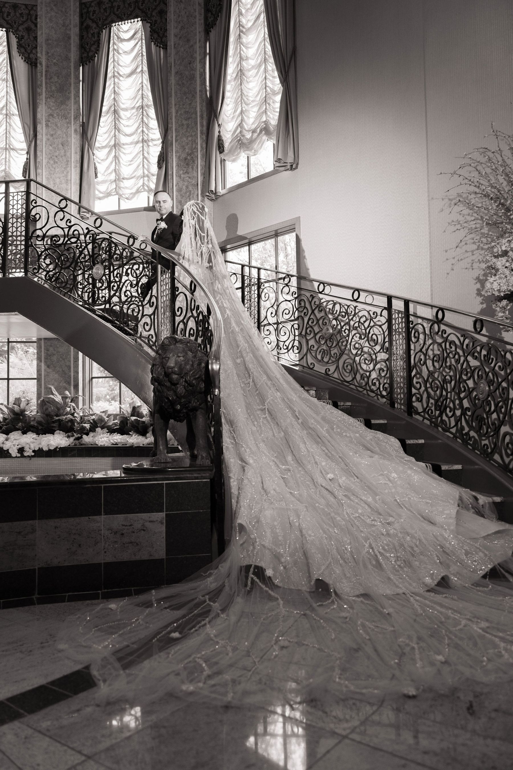 Royalty Redefined: Rachel and John's Majestic 'I Do' at The Venetian photo