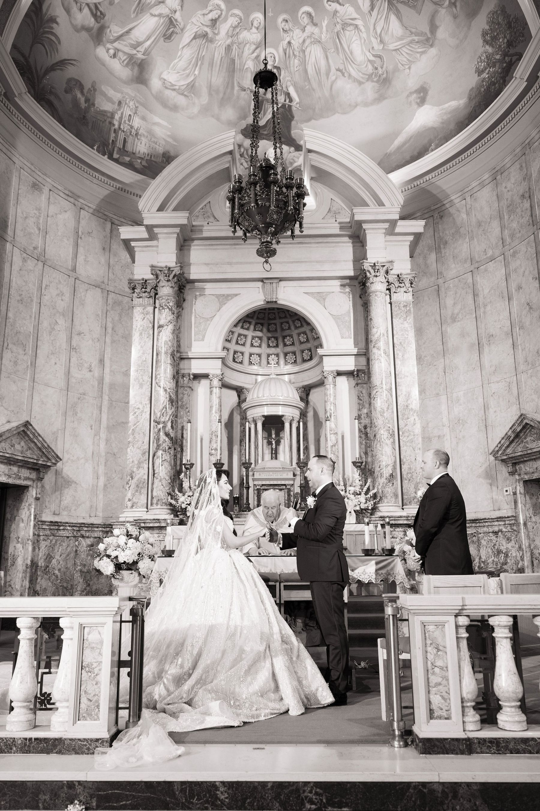 Royalty Redefined: Rachel and John's Majestic 'I Do' at The Venetian photo