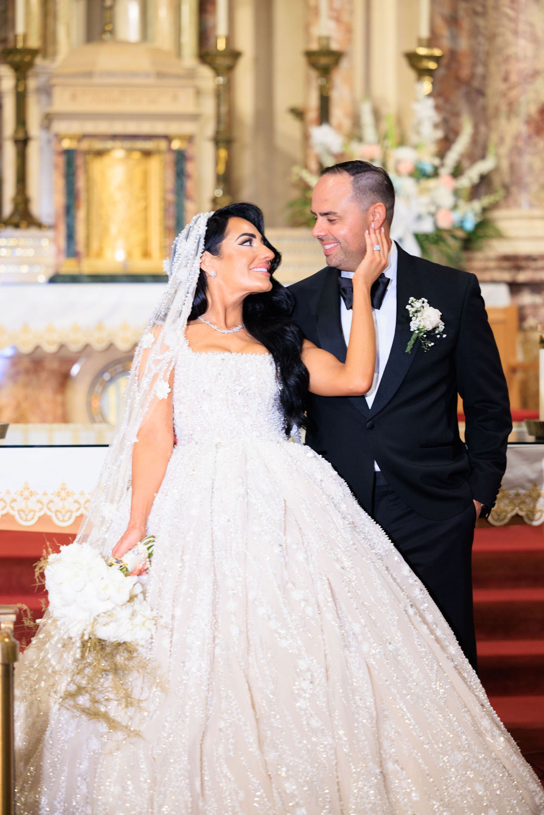 Royalty Redefined: Rachel and John's Majestic 'I Do' at The Venetian photo