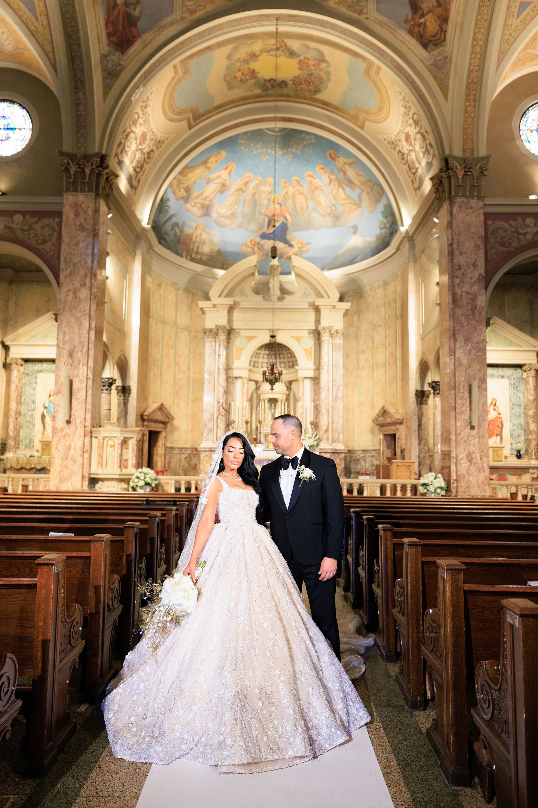 Royalty Redefined: Rachel and John's Majestic 'I Do' at The Venetian photo