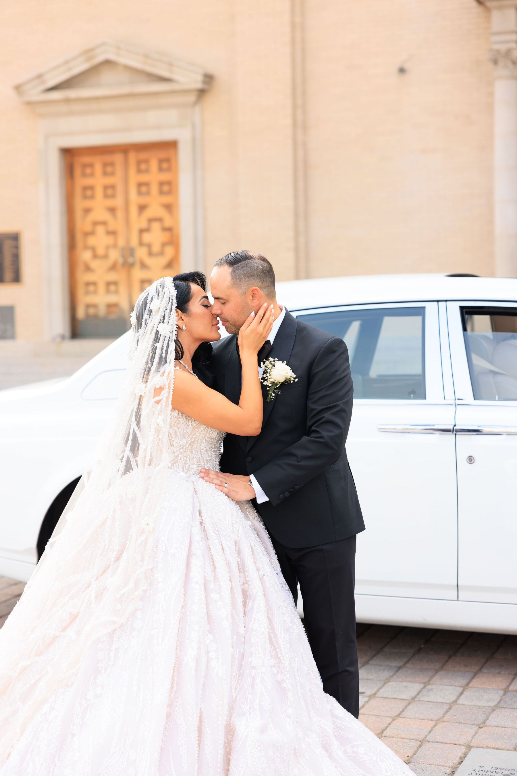 Royalty Redefined: Rachel and John's Majestic 'I Do' at The Venetian photo