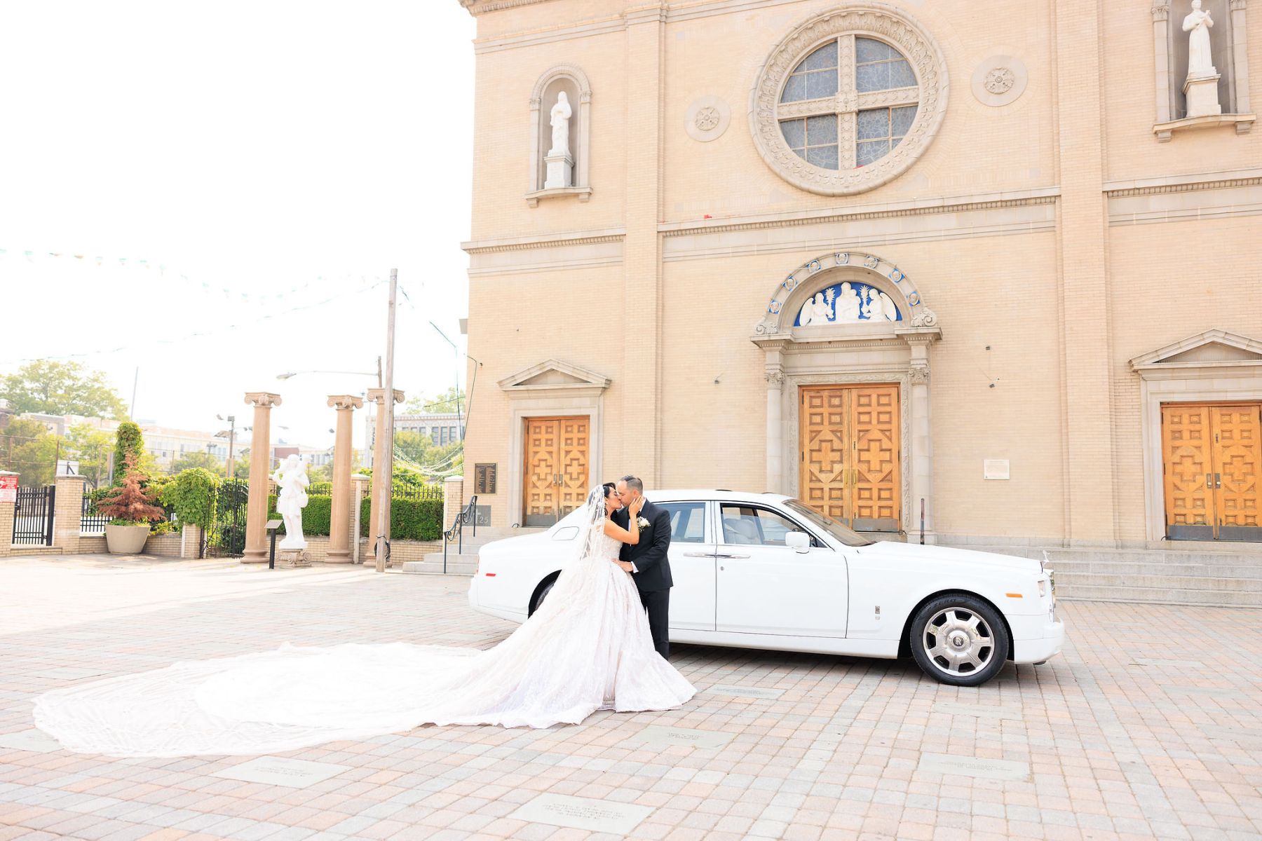 Royalty Redefined: Rachel and John's Majestic 'I Do' at The Venetian photo