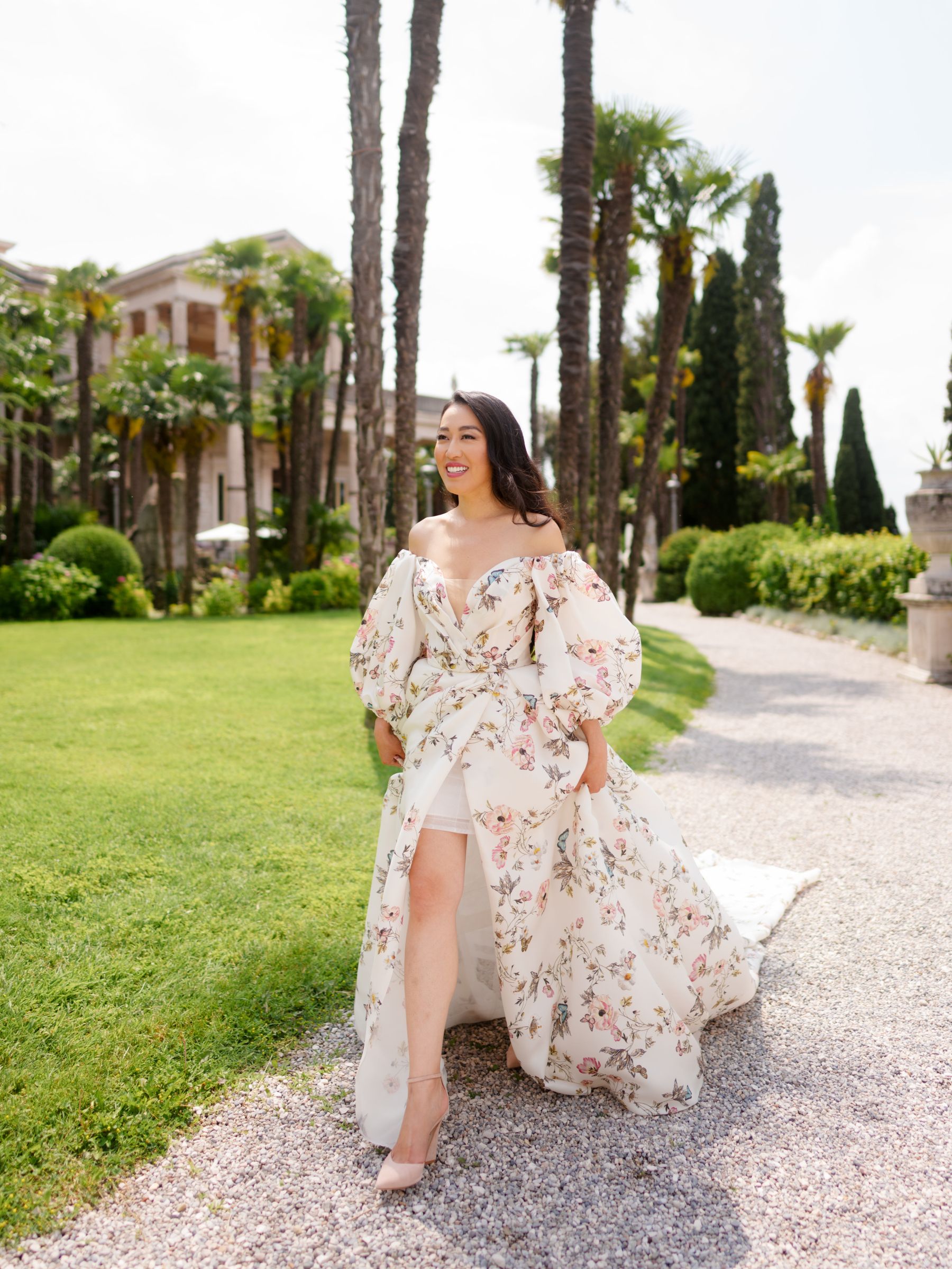 Dancing Through Time: Victoria and James' Magical Celebration at La Finestra Sul Fiume photo