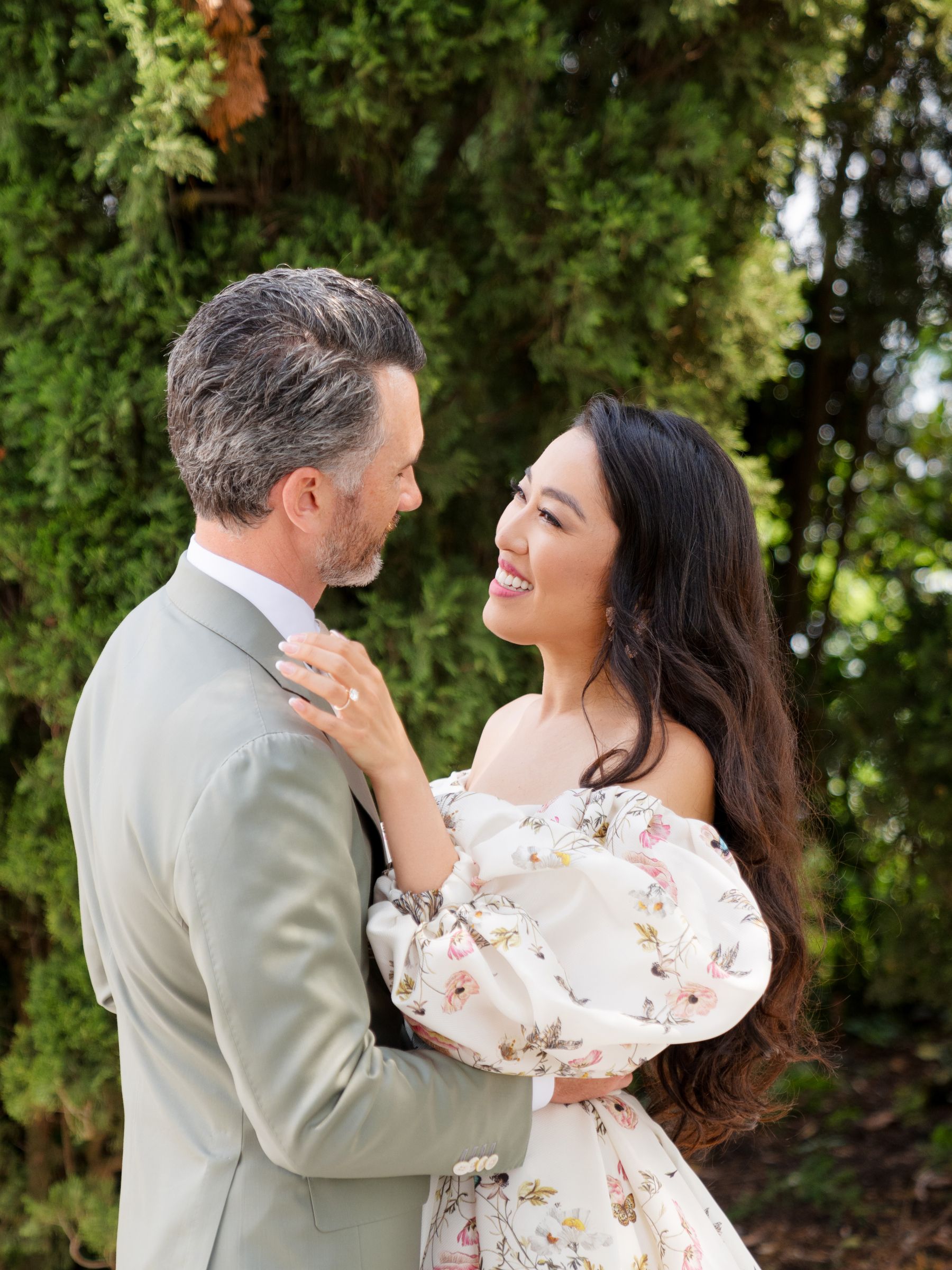 Dancing Through Time: Victoria and James' Magical Celebration at La Finestra Sul Fiume photo