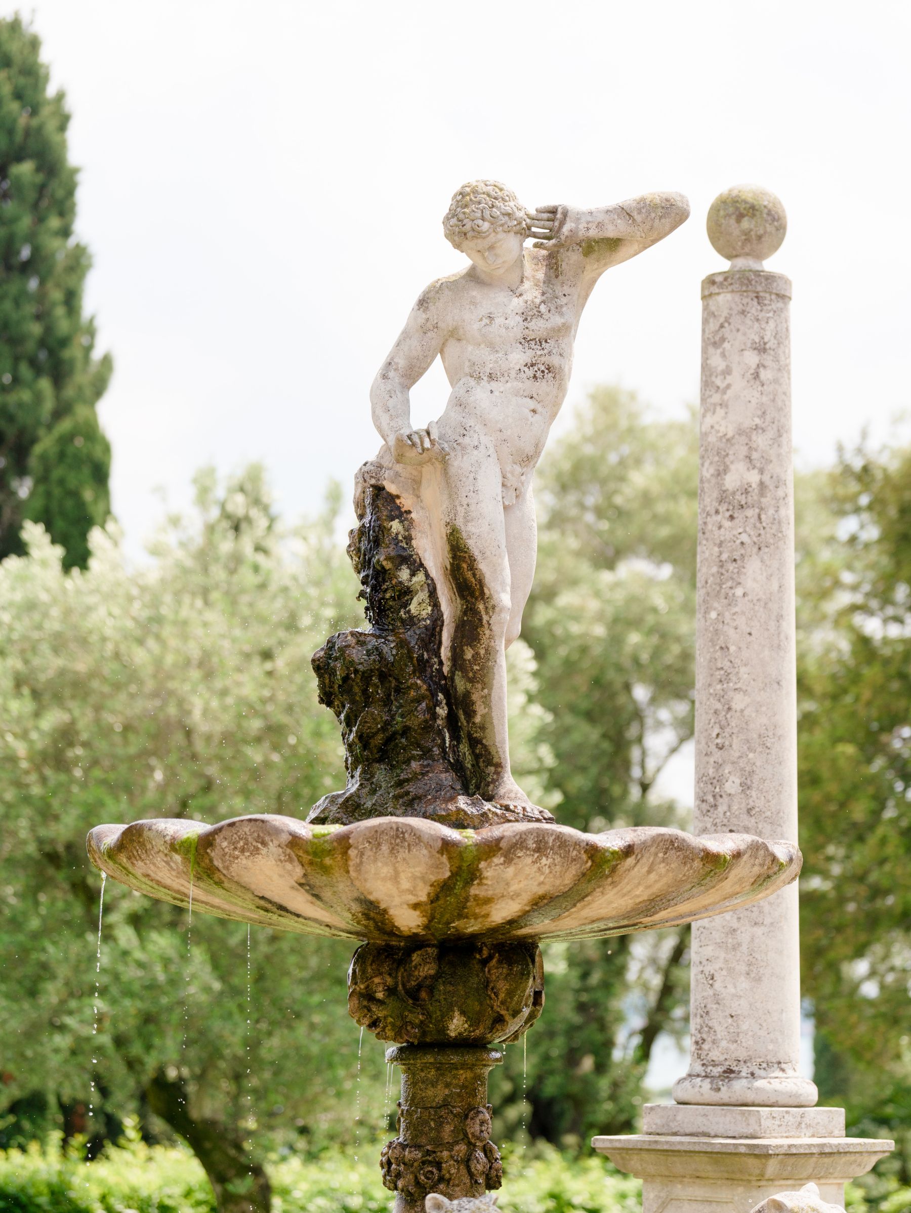 Dancing Through Time: Victoria and James' Magical Celebration at La Finestra Sul Fiume photo