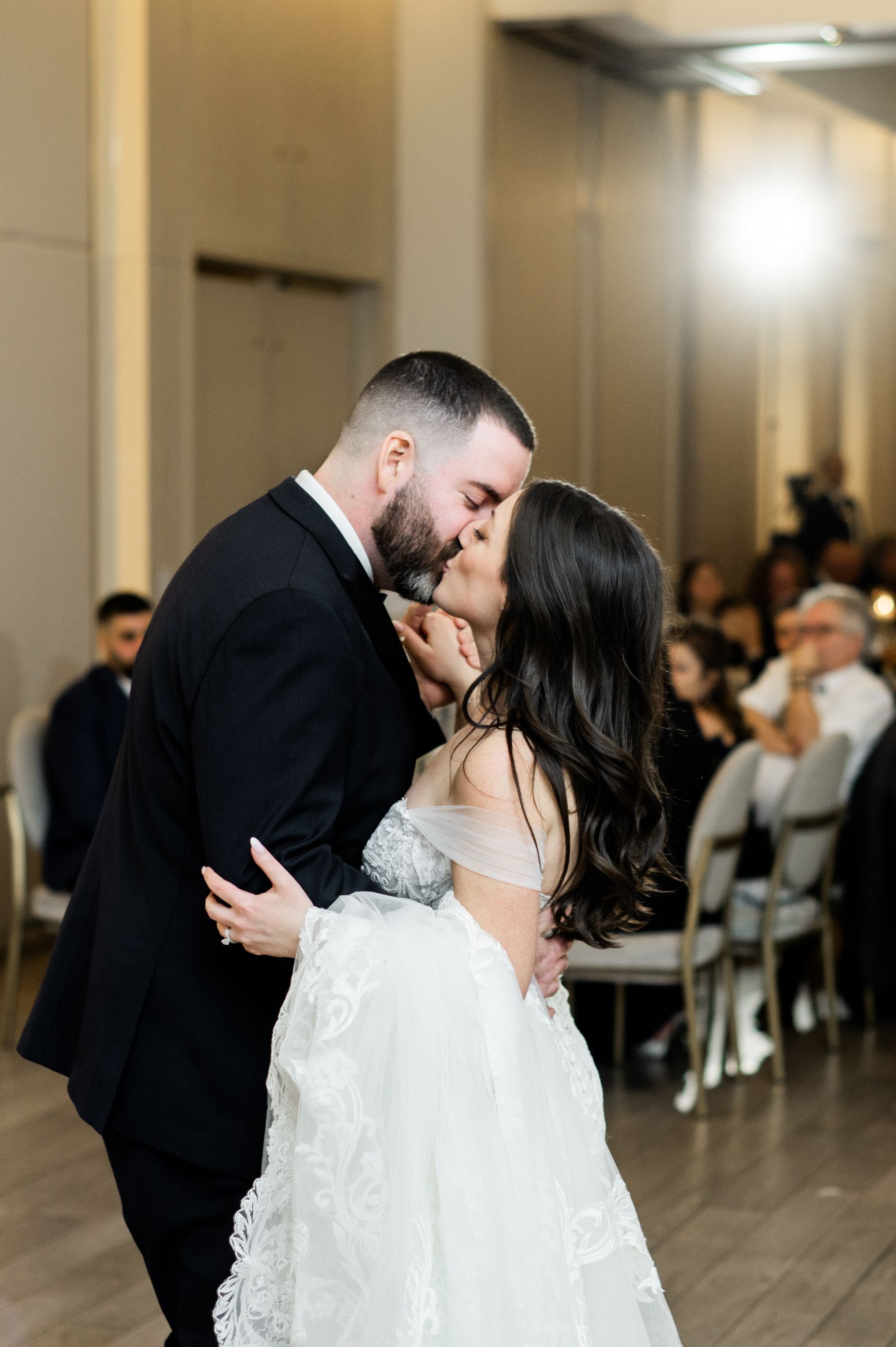 Dancing Through Life: Julia and Diogo's Harmonious Union at The Pearle Hotel &amp; Spa photo