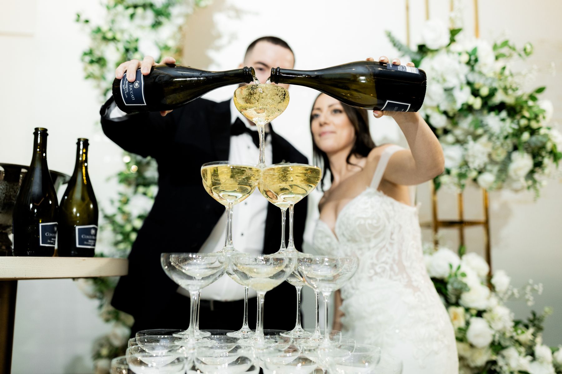 Dancing Through Life: Julia and Diogo's Harmonious Union at The Pearle Hotel &amp; Spa photo