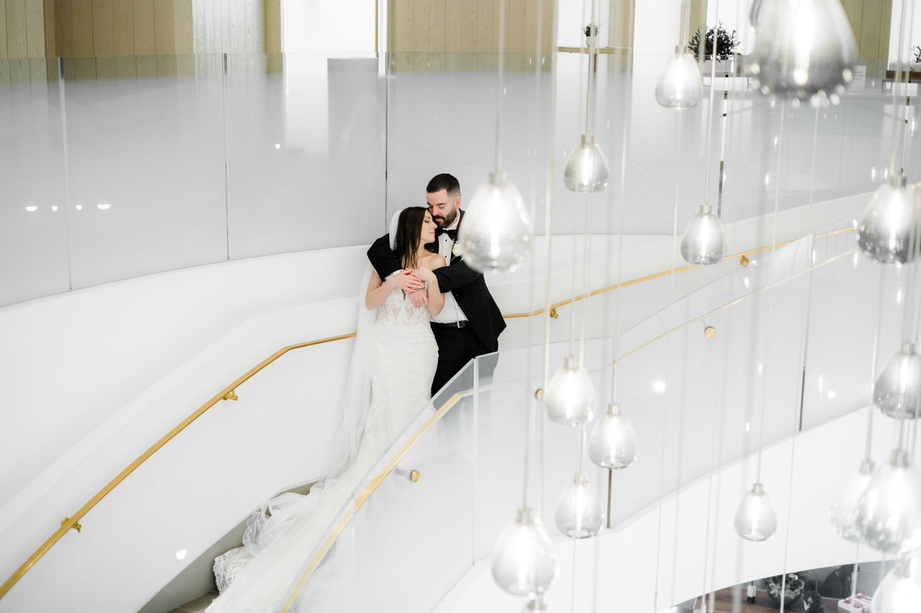 Dancing Through Life: Julia and Diogo's Harmonious Union at The Pearle Hotel &amp; Spa photo