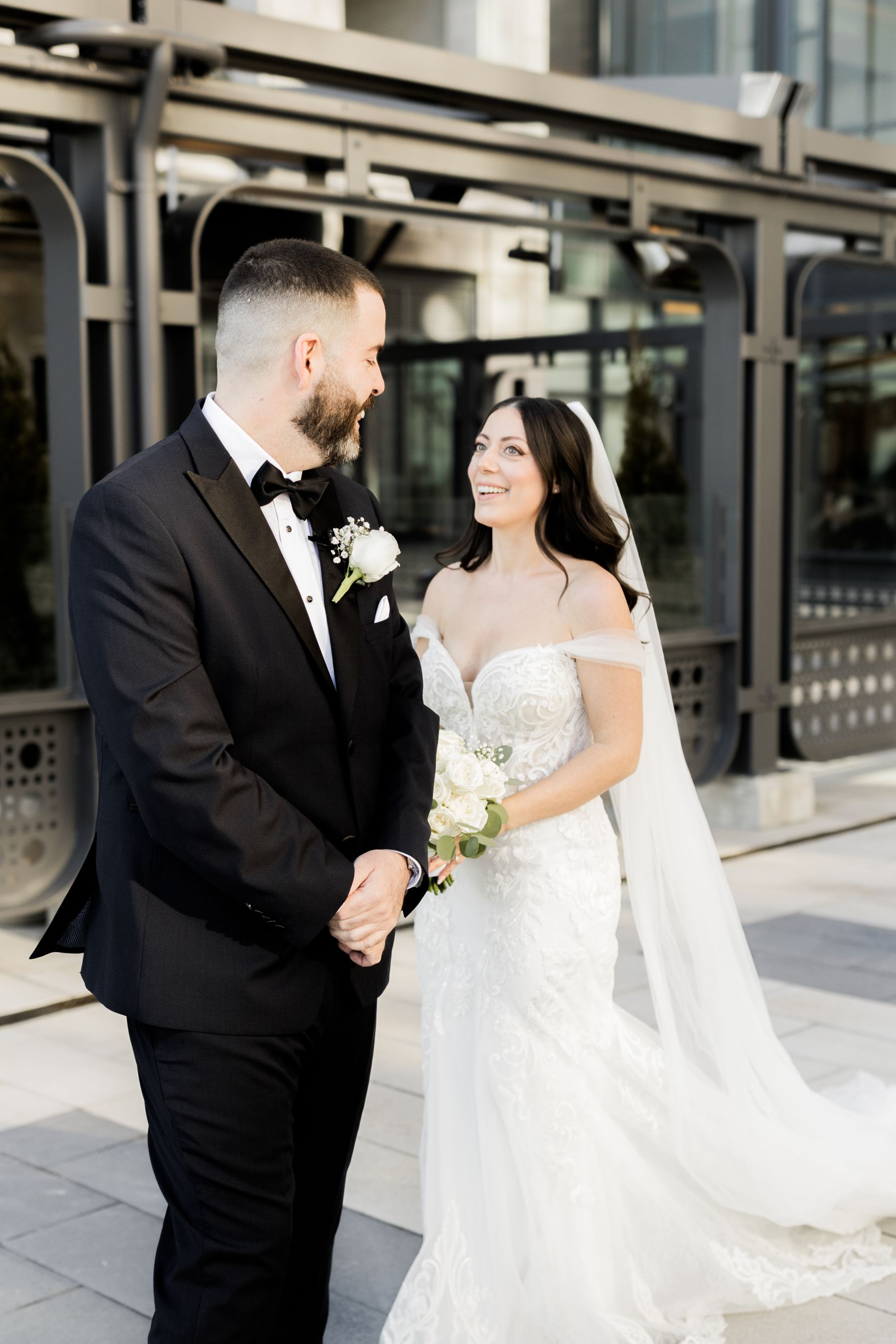 Dancing Through Life: Julia and Diogo's Harmonious Union at The Pearle Hotel &amp; Spa photo