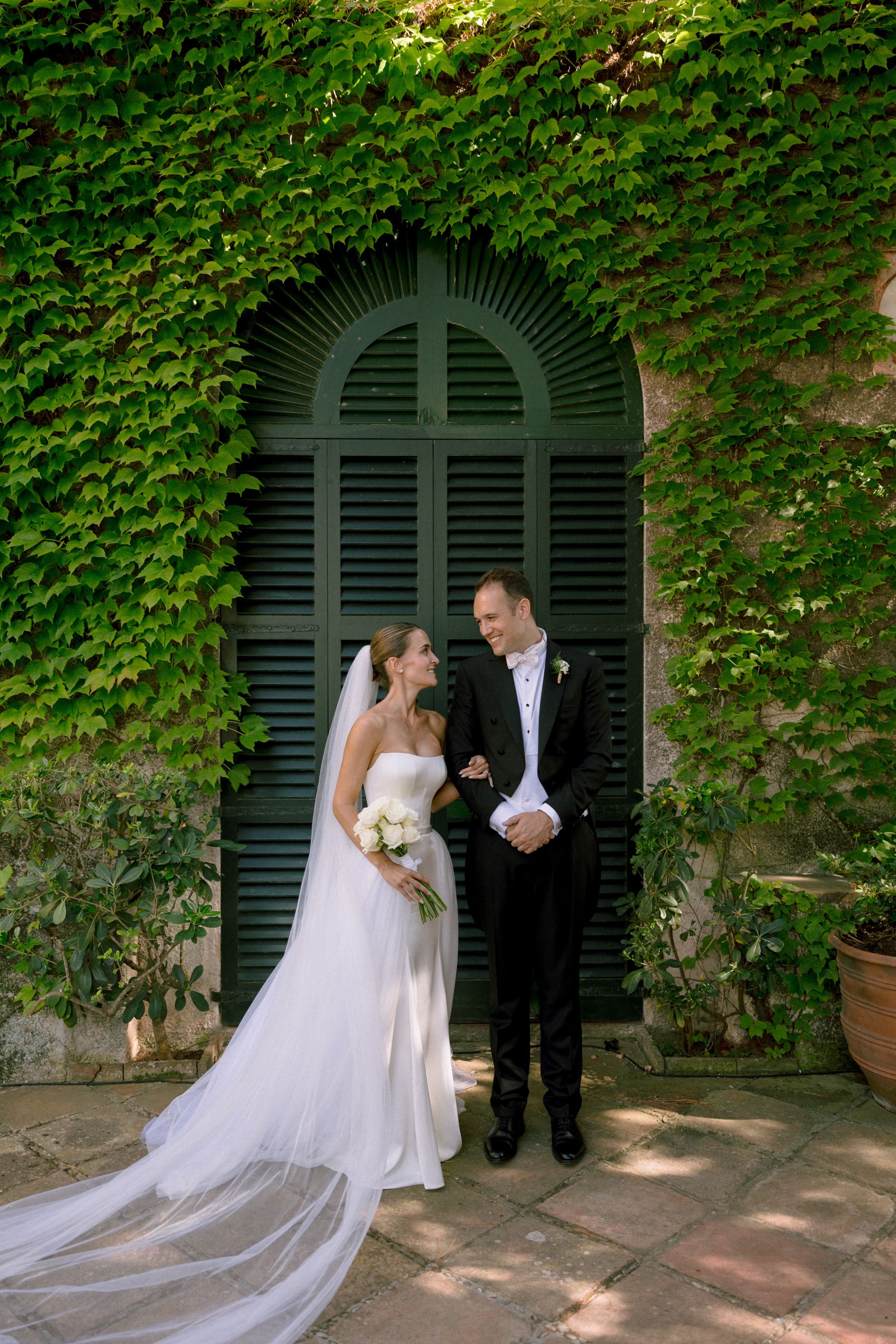 Where Sea Meets Soul: Tatiana and Dan's Elegant Mediterranean Dream at Casa Santa Clotilde photo